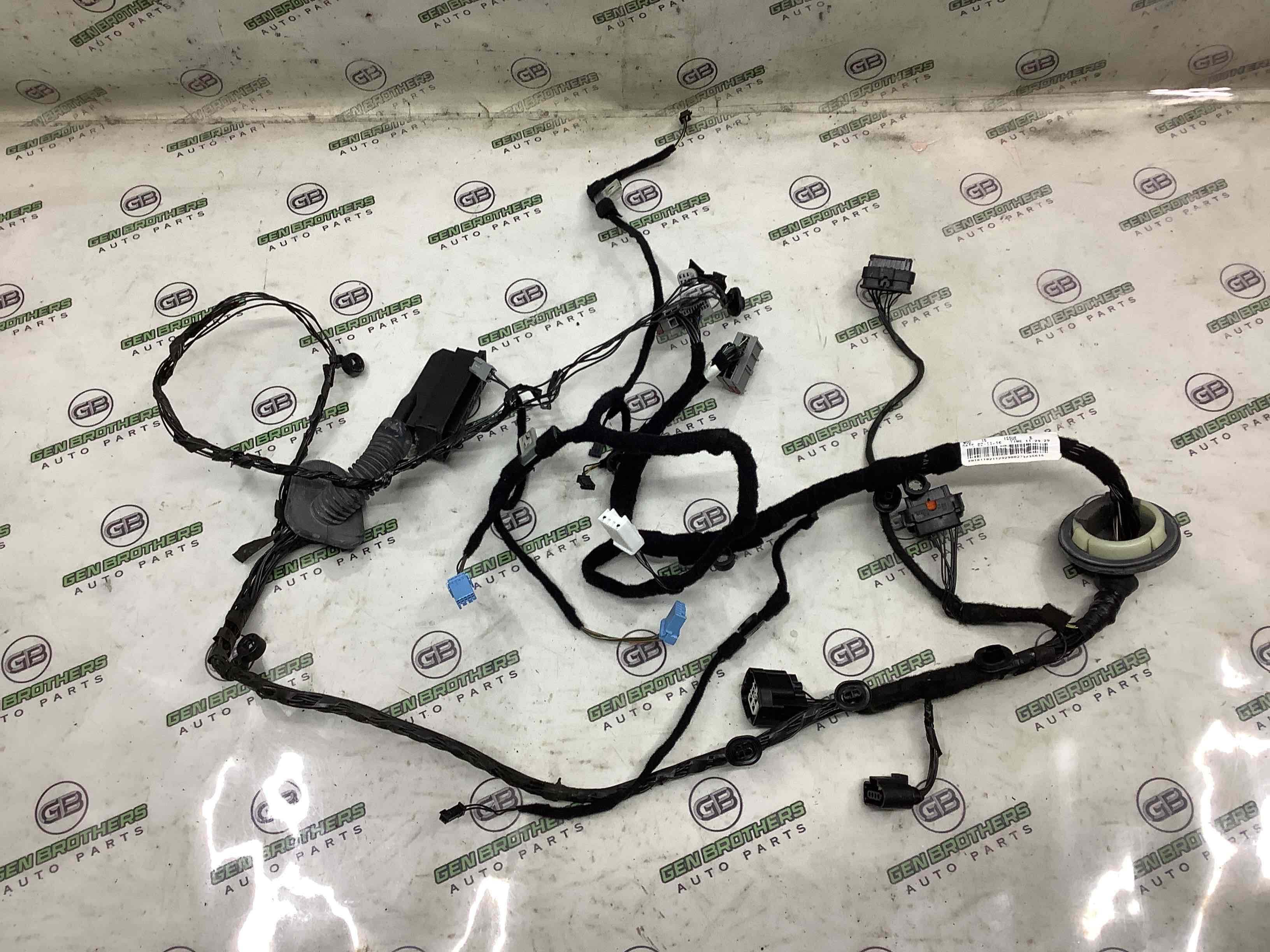 Електропроводка дверей, кришки багажника коса