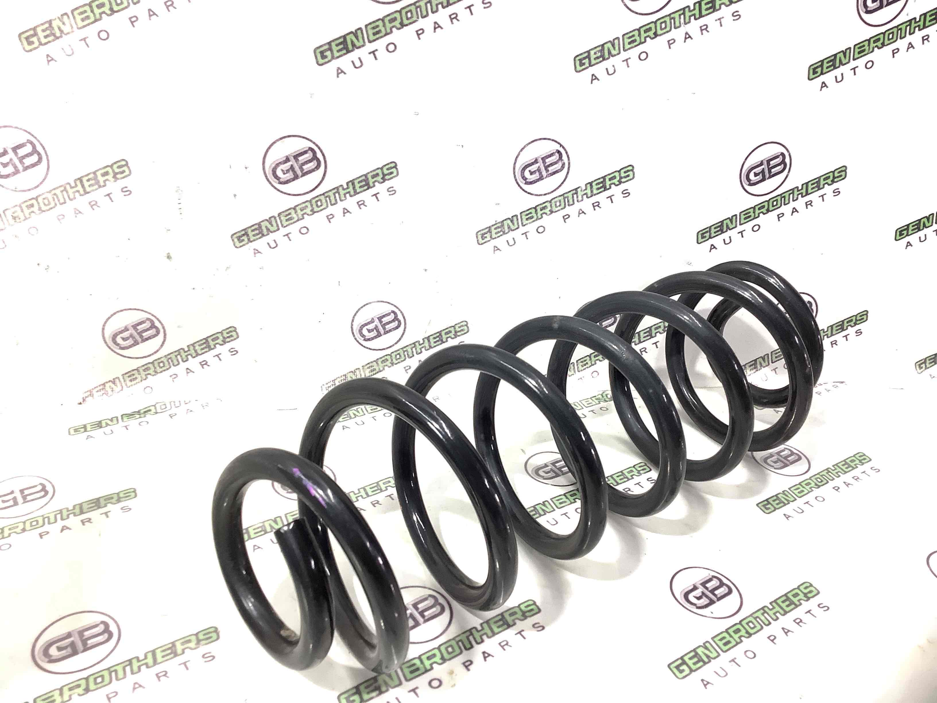 Пружина задня