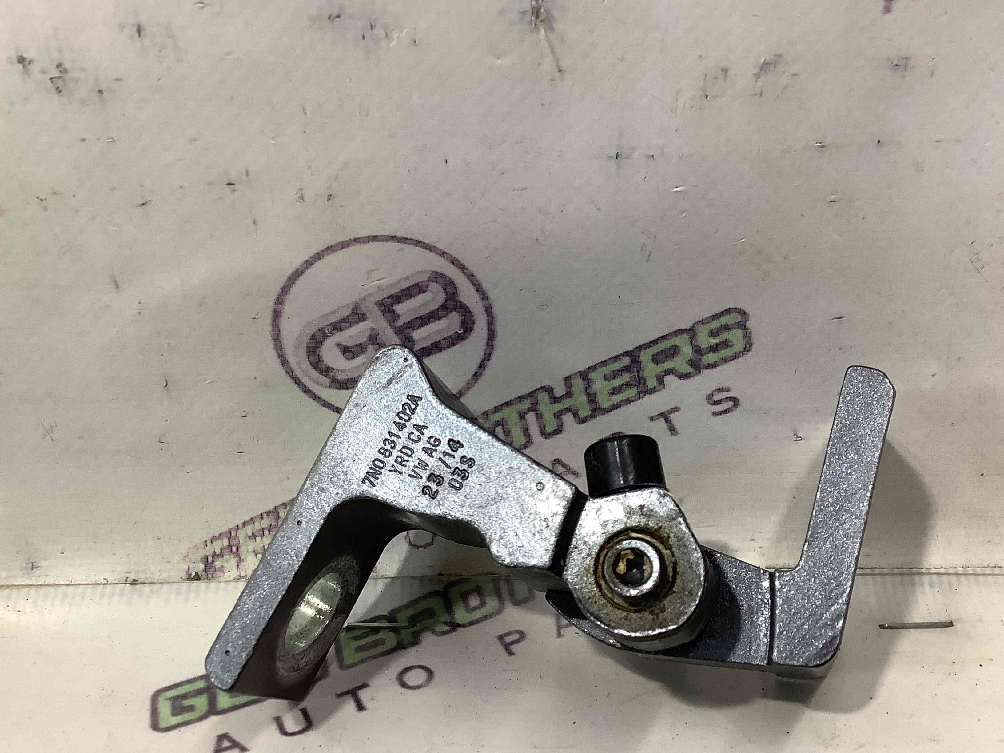 Петля двері, замок двері