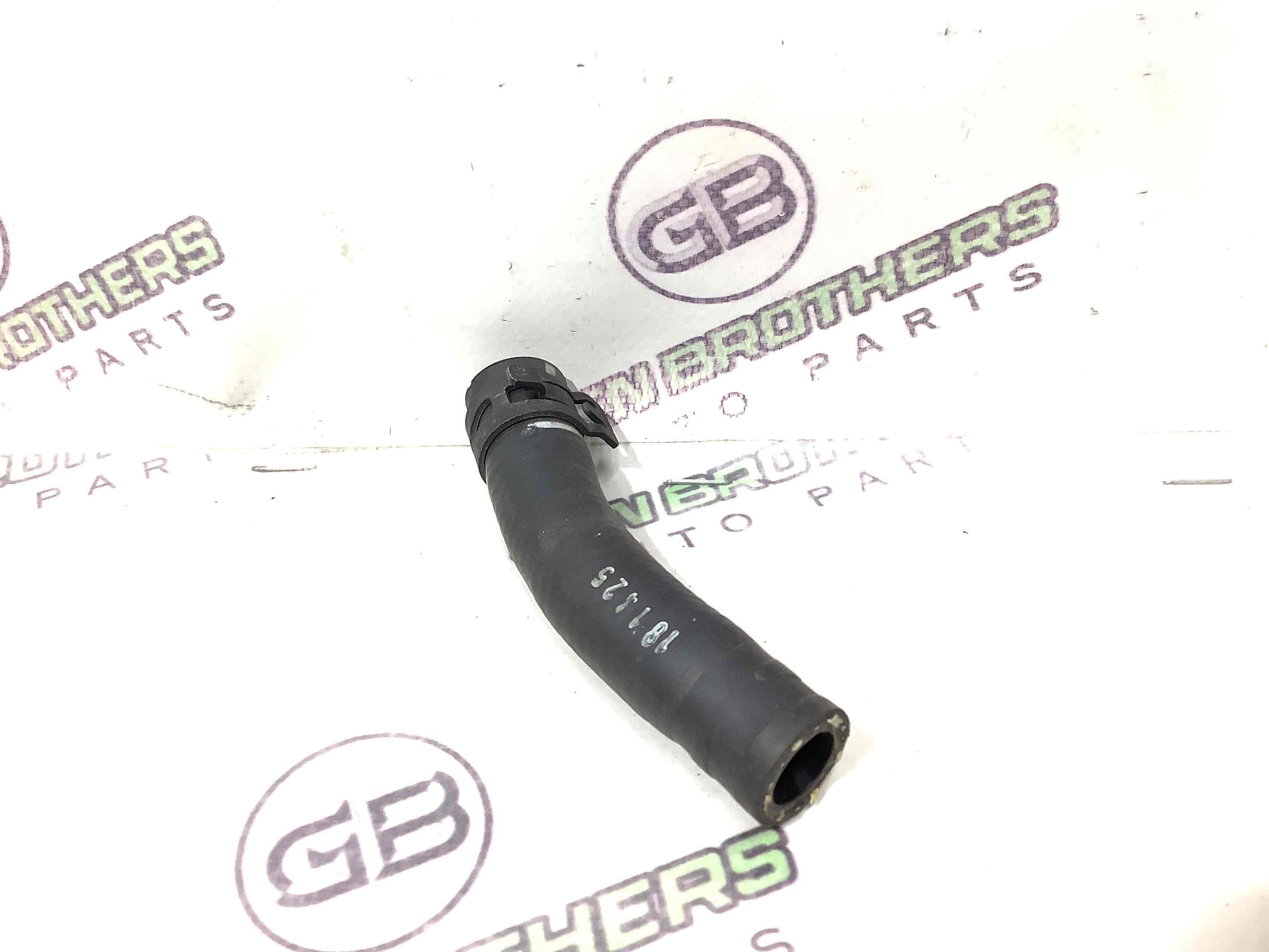 Патрубок трубопровід, шланг