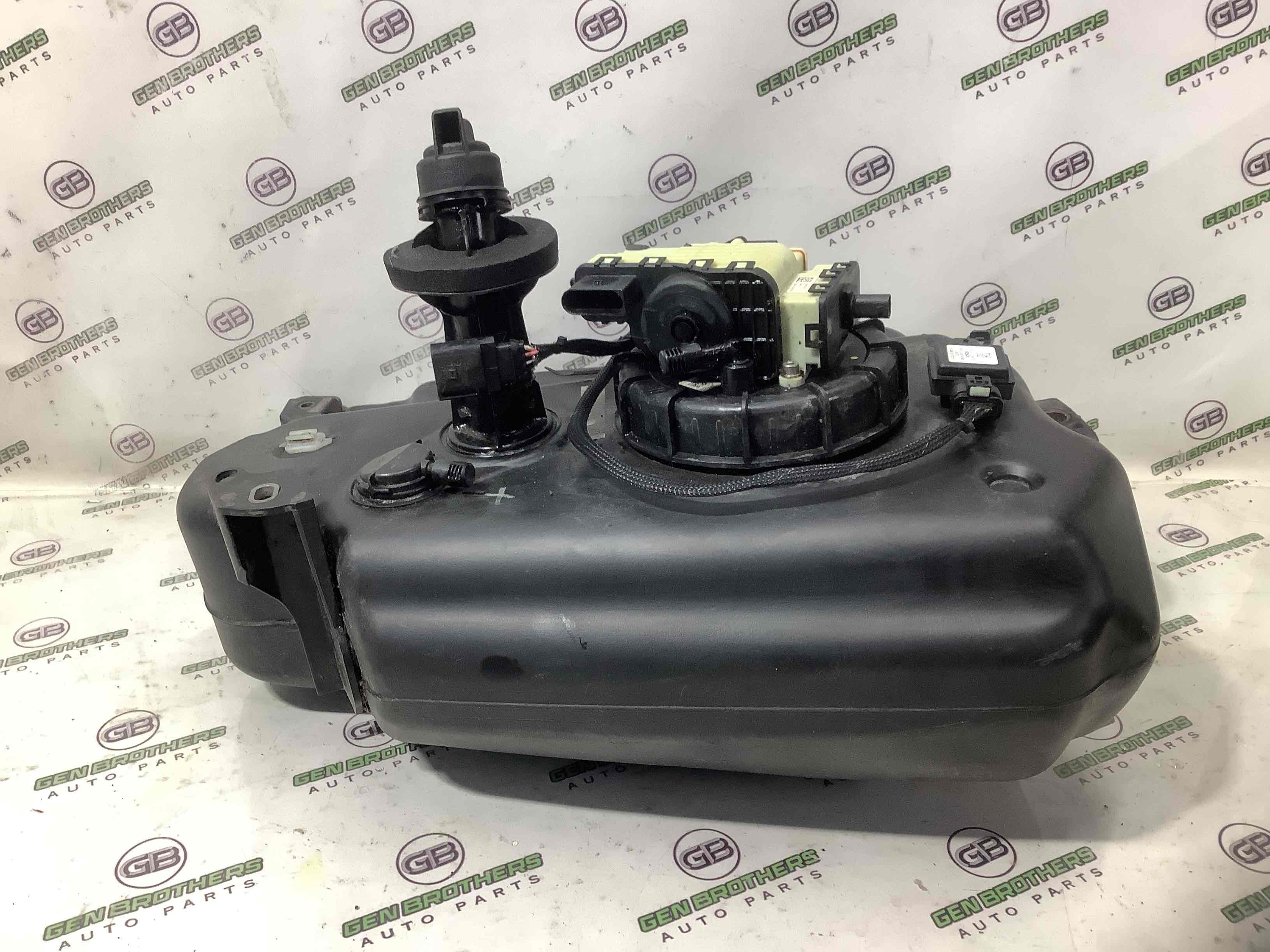 Дзеркало салону, корпус, кріплення, накладка