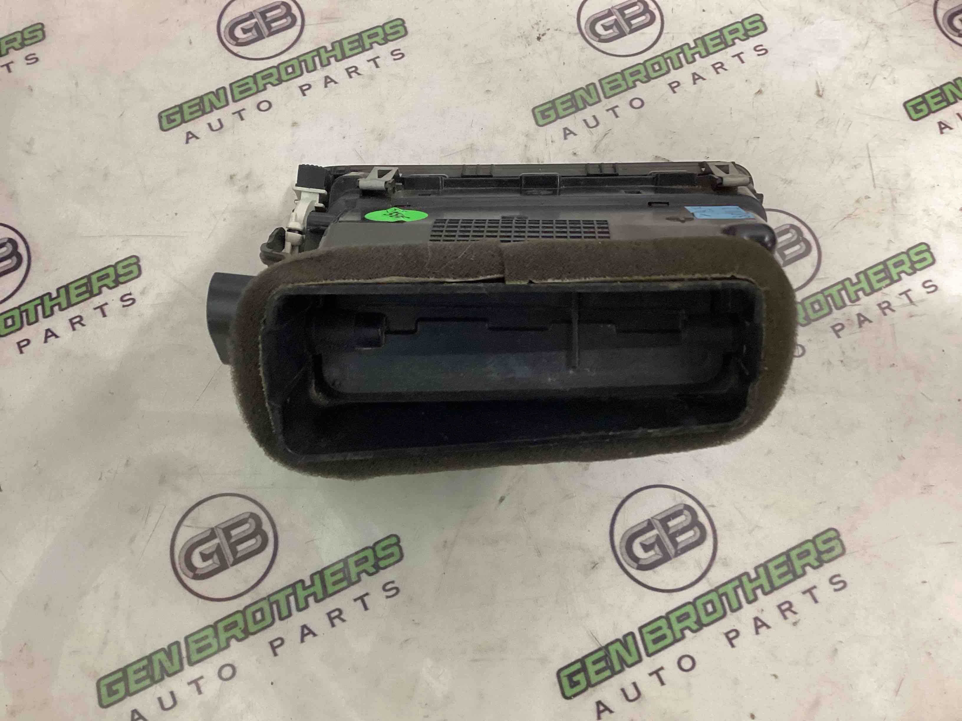 Дефлектор обдування салону