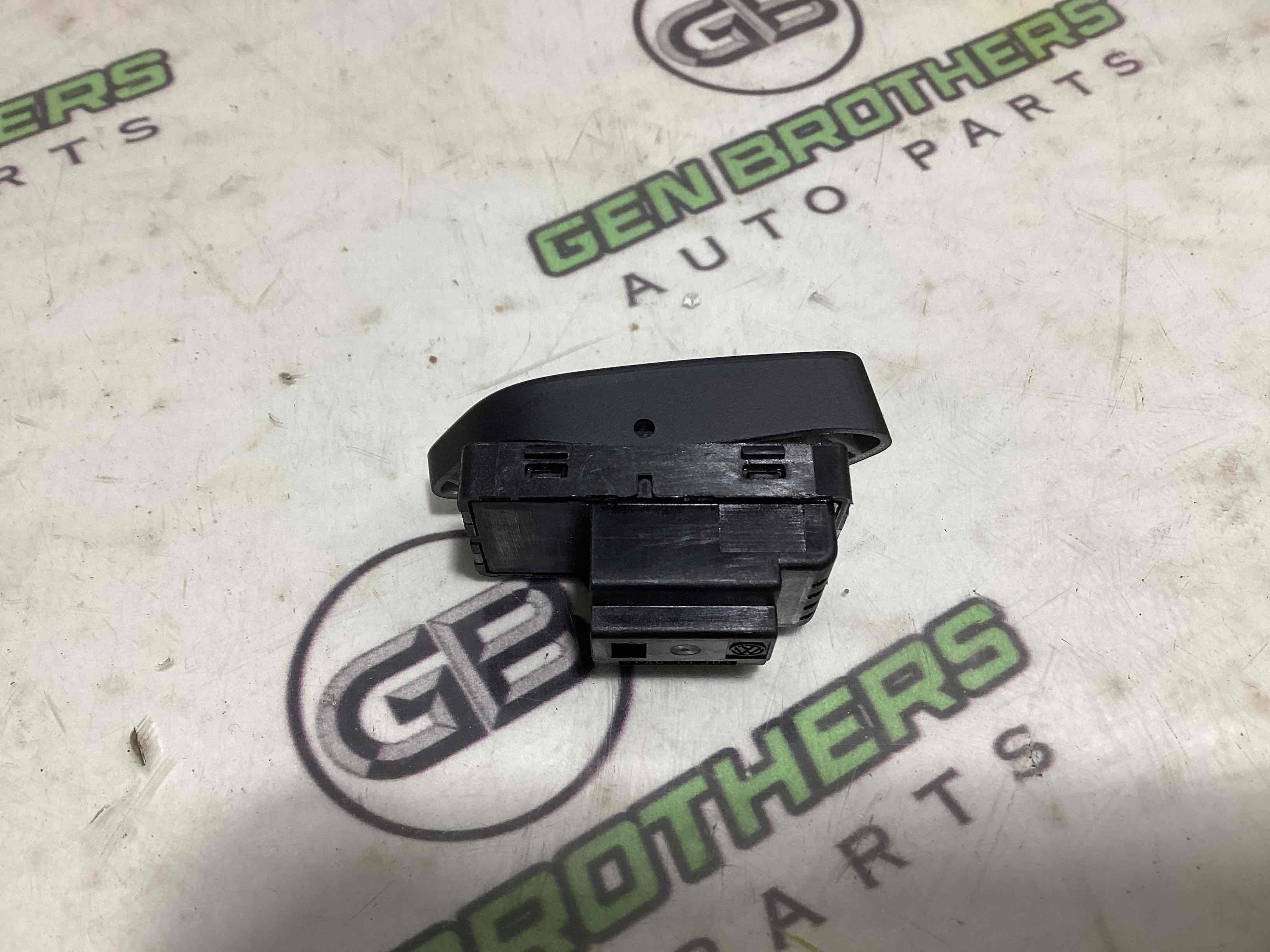 Кнопка центрального замку