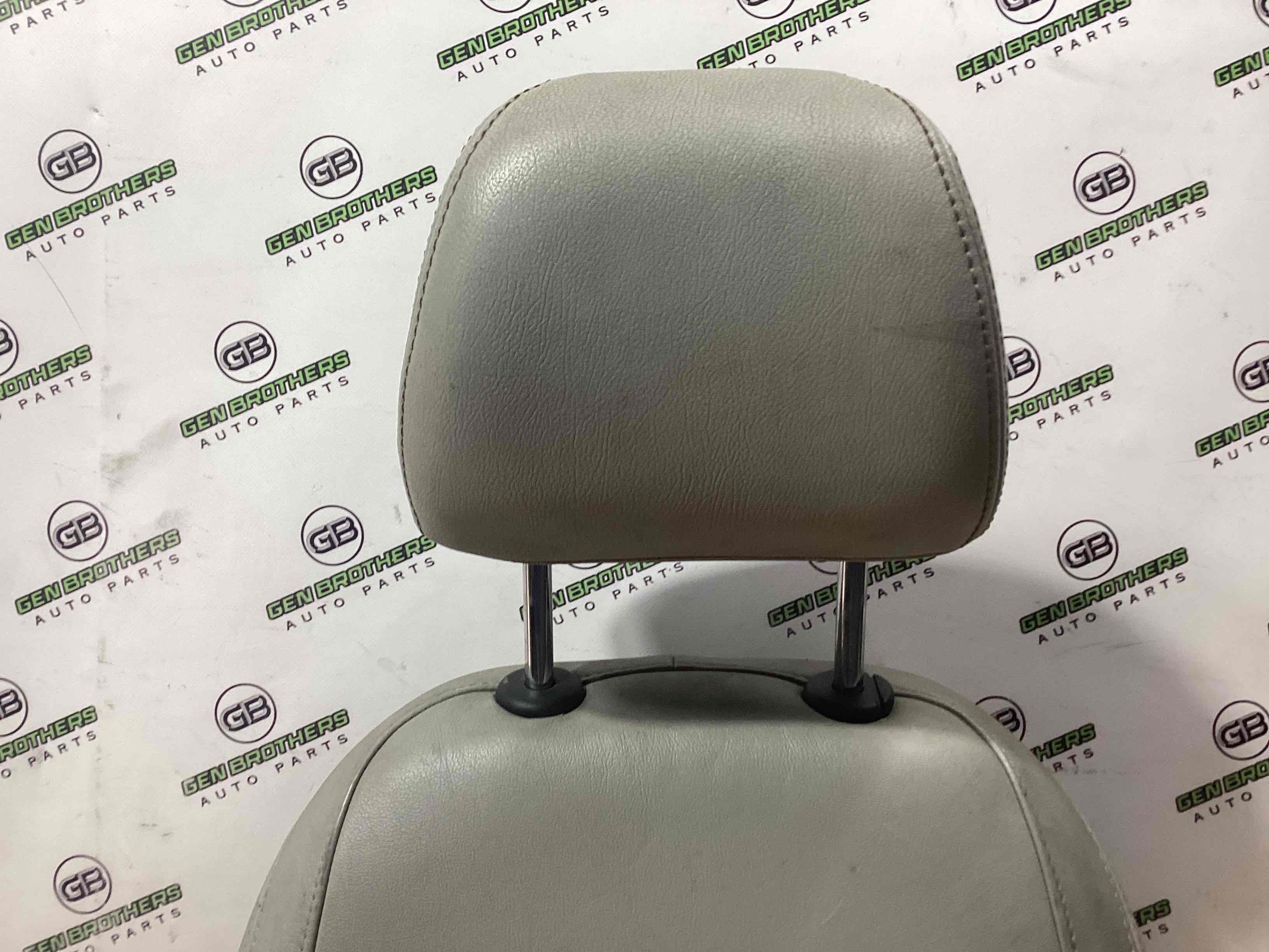 Сидіння пасажирське