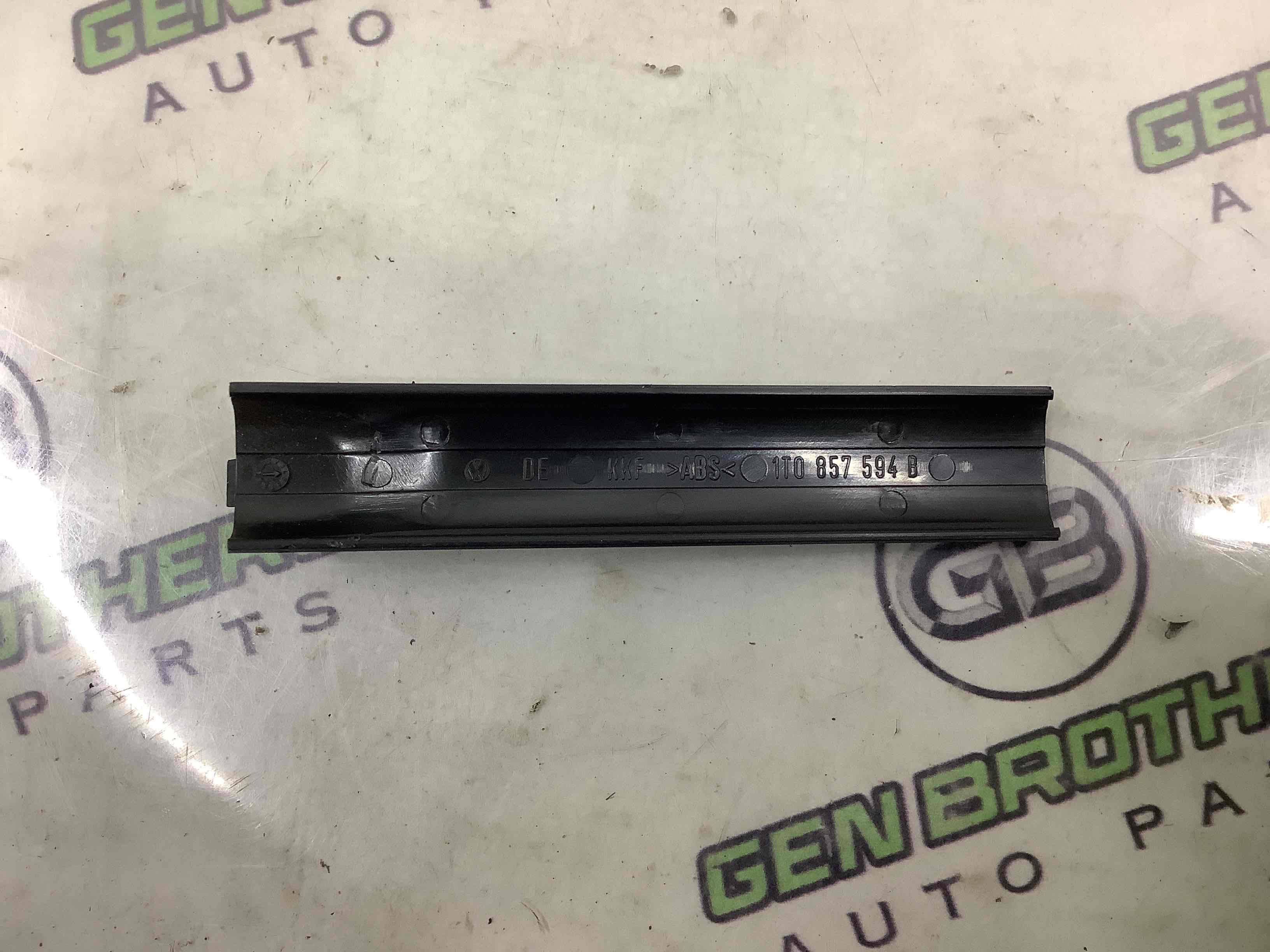 Дзеркало салону, корпус, кріплення, накладка