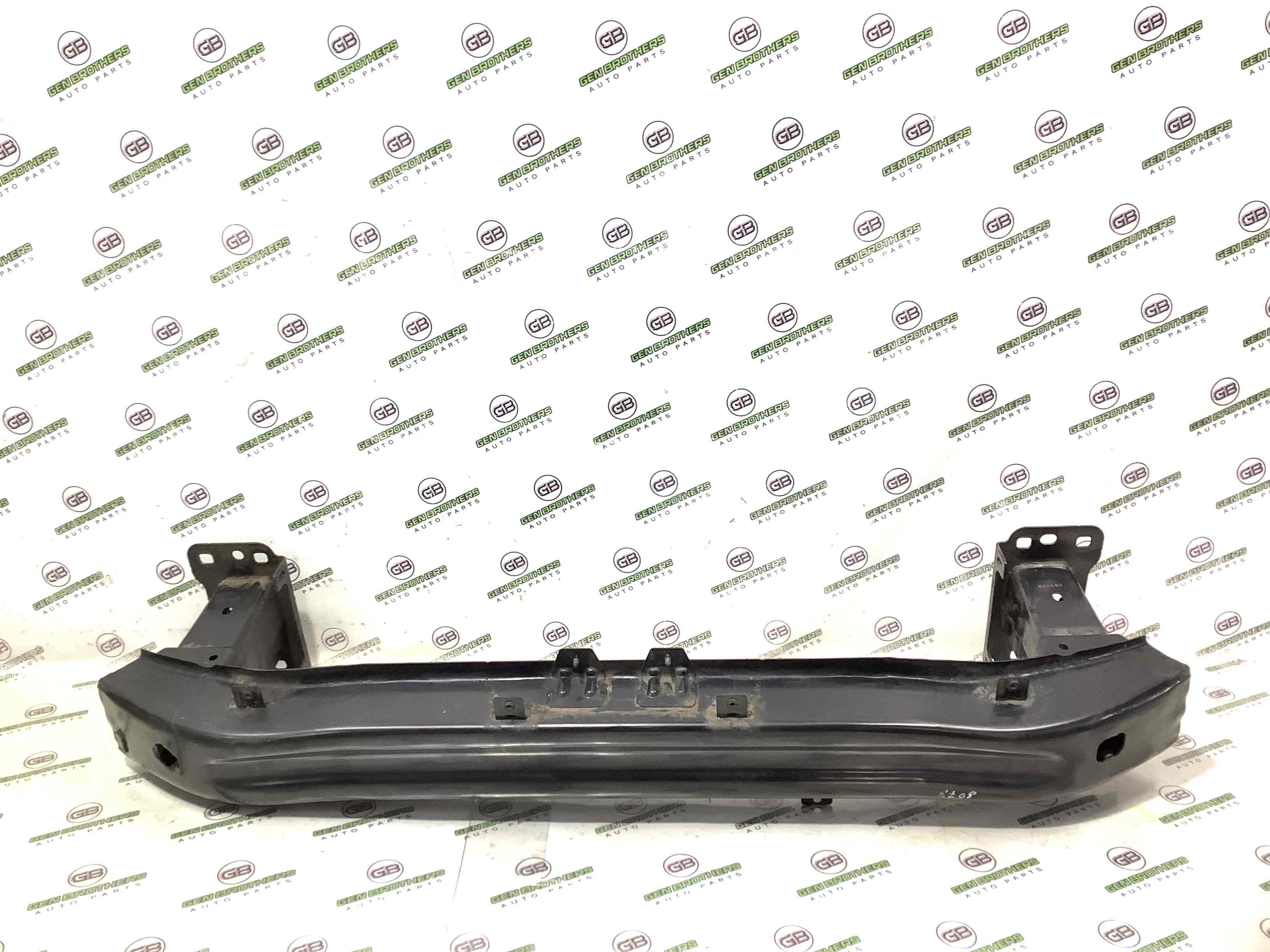 Підсилювач бампера переднього