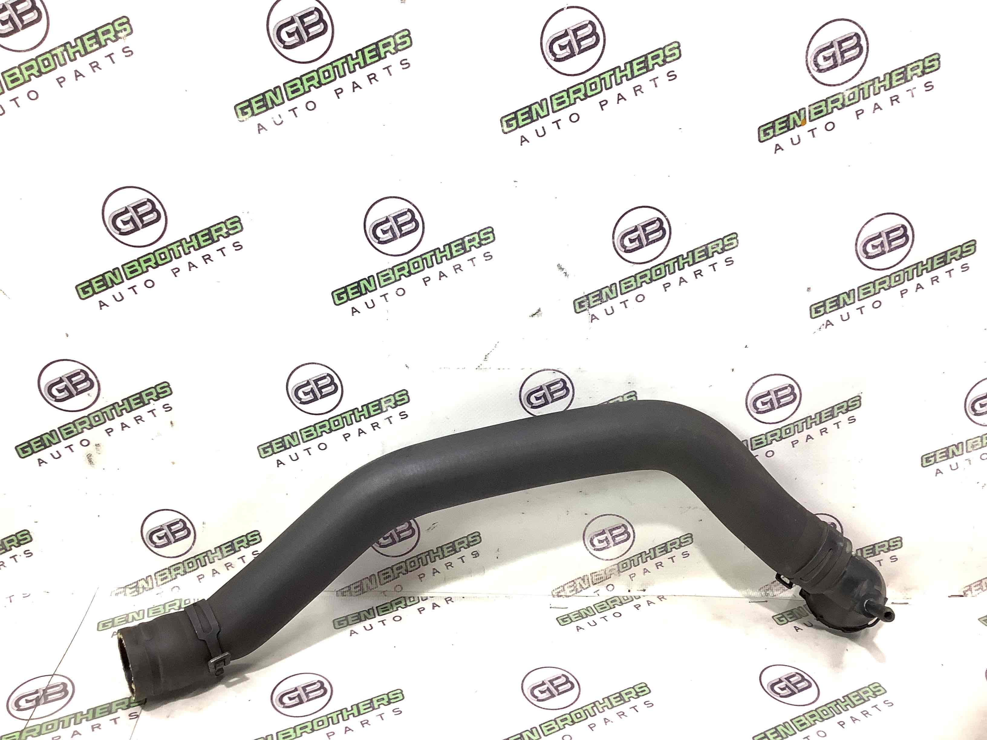 Патрубок трубопровід, шланг