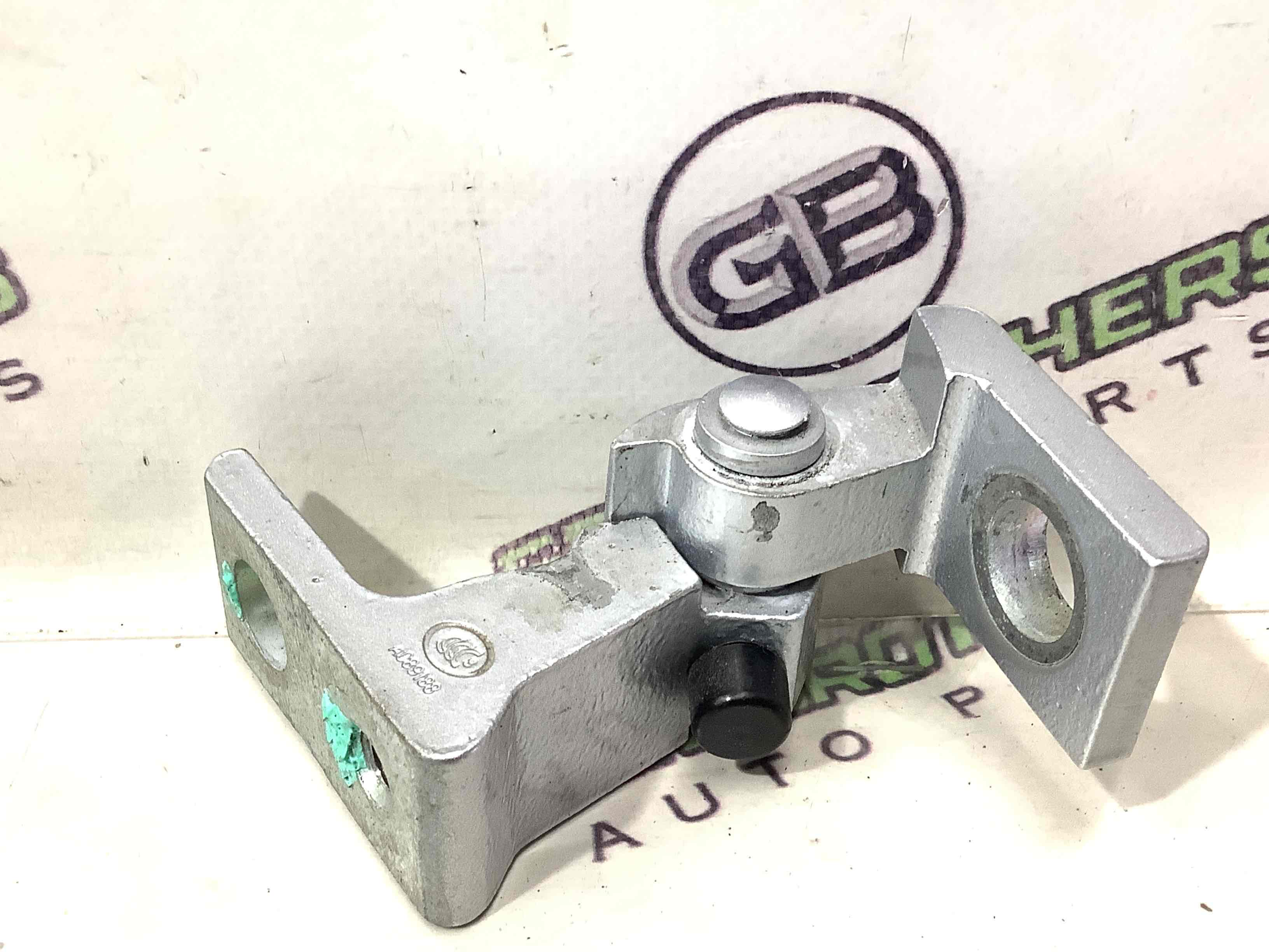 Петля двері, замок двері