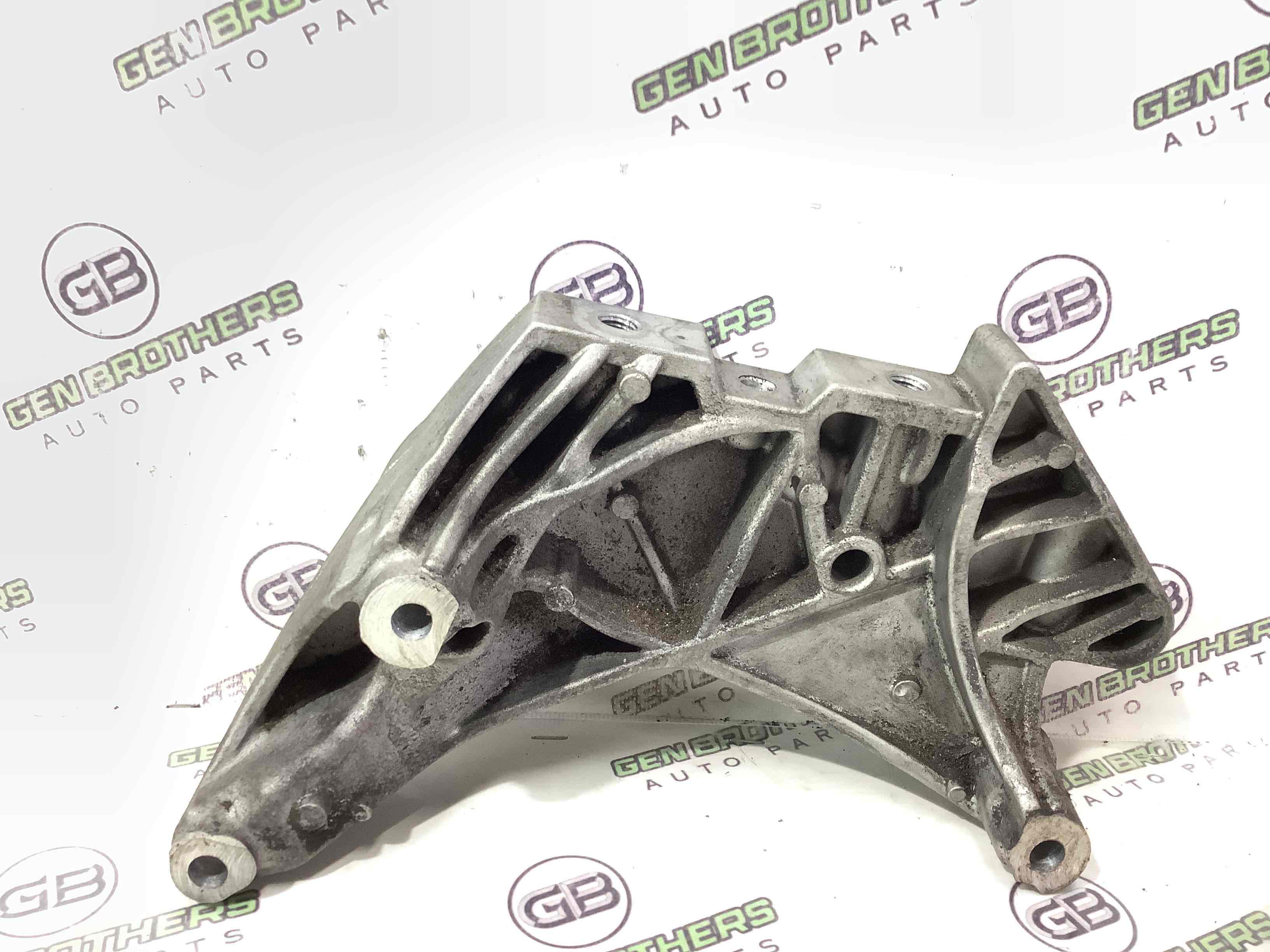 Кронштейн двигуна опорний