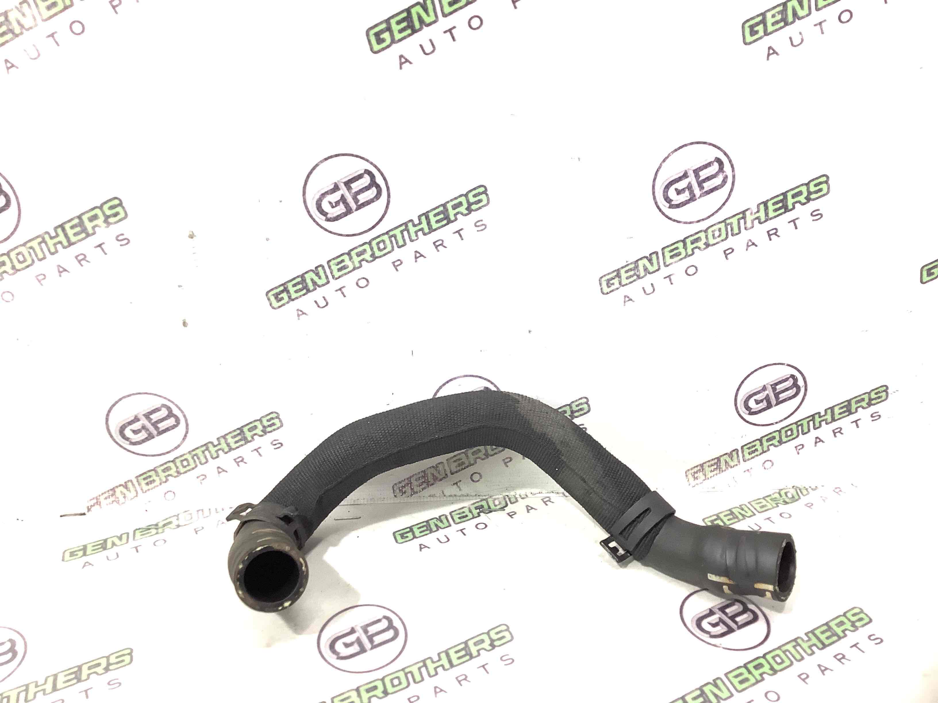 Патрубок трубопровід, шланг