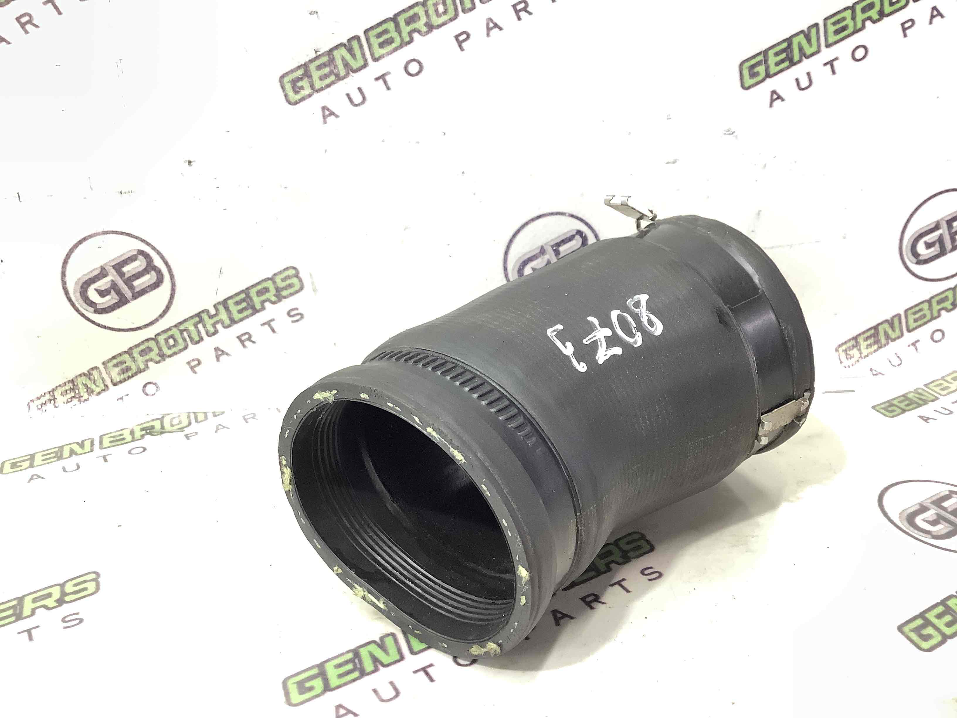 Патрубок інтеркулера