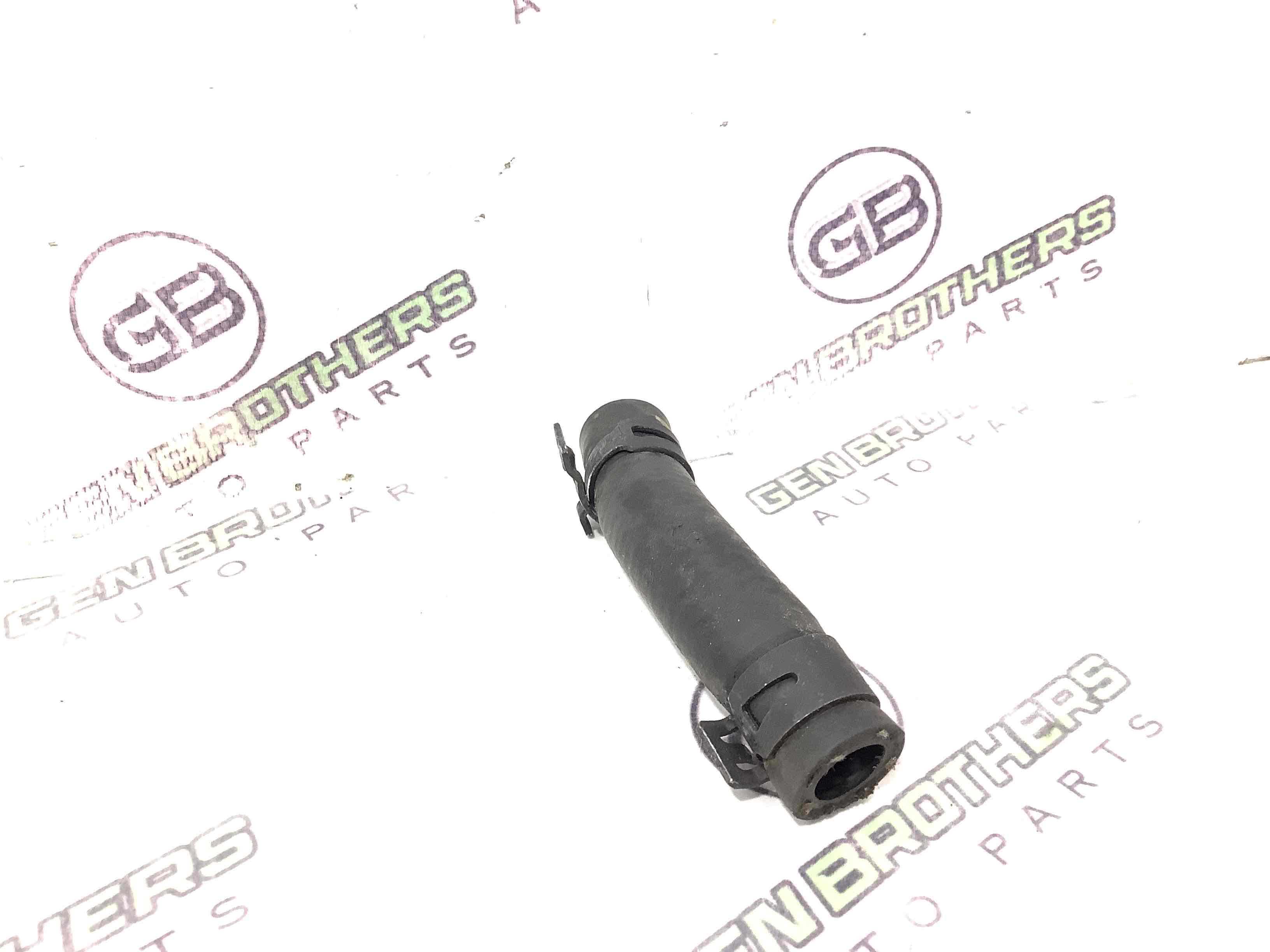 Патрубок трубопровід, шланг