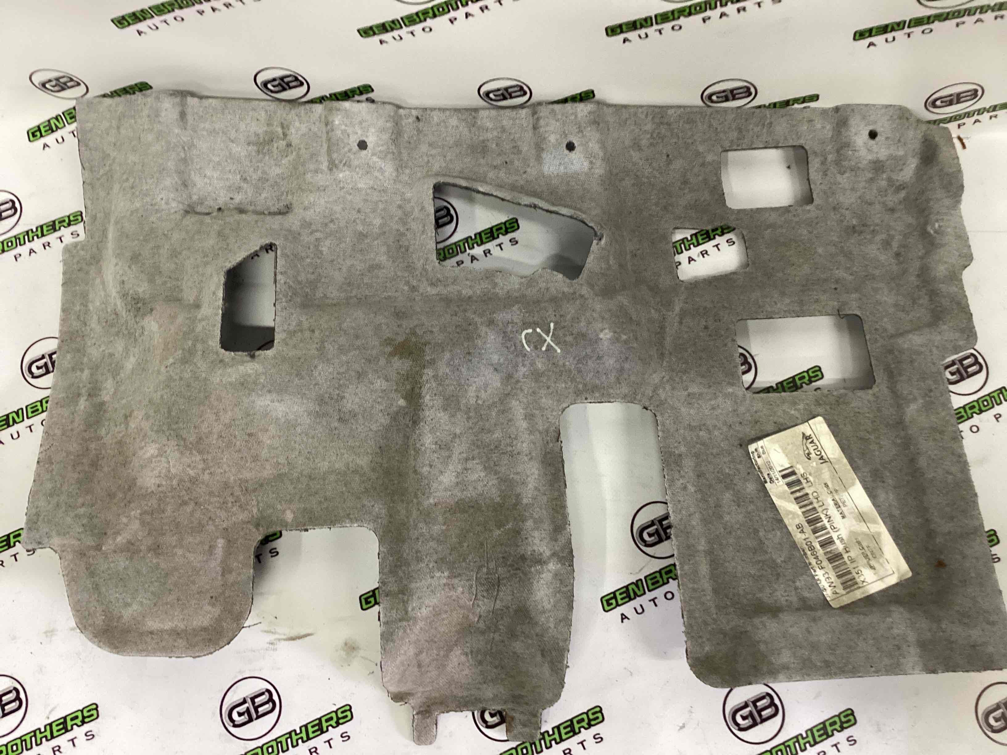 Елементи оздоблення багажника