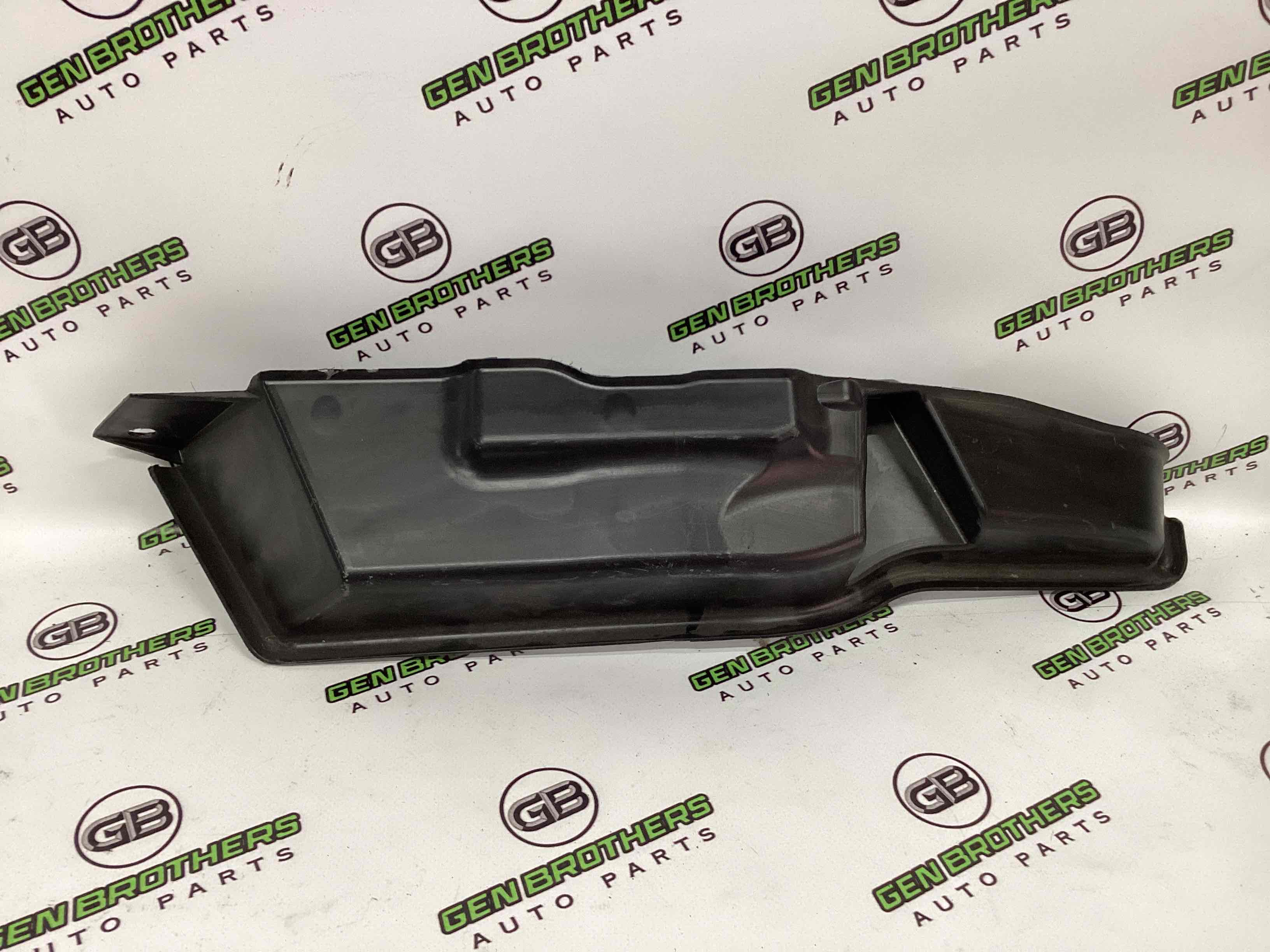 Елементи оздоблення багажника