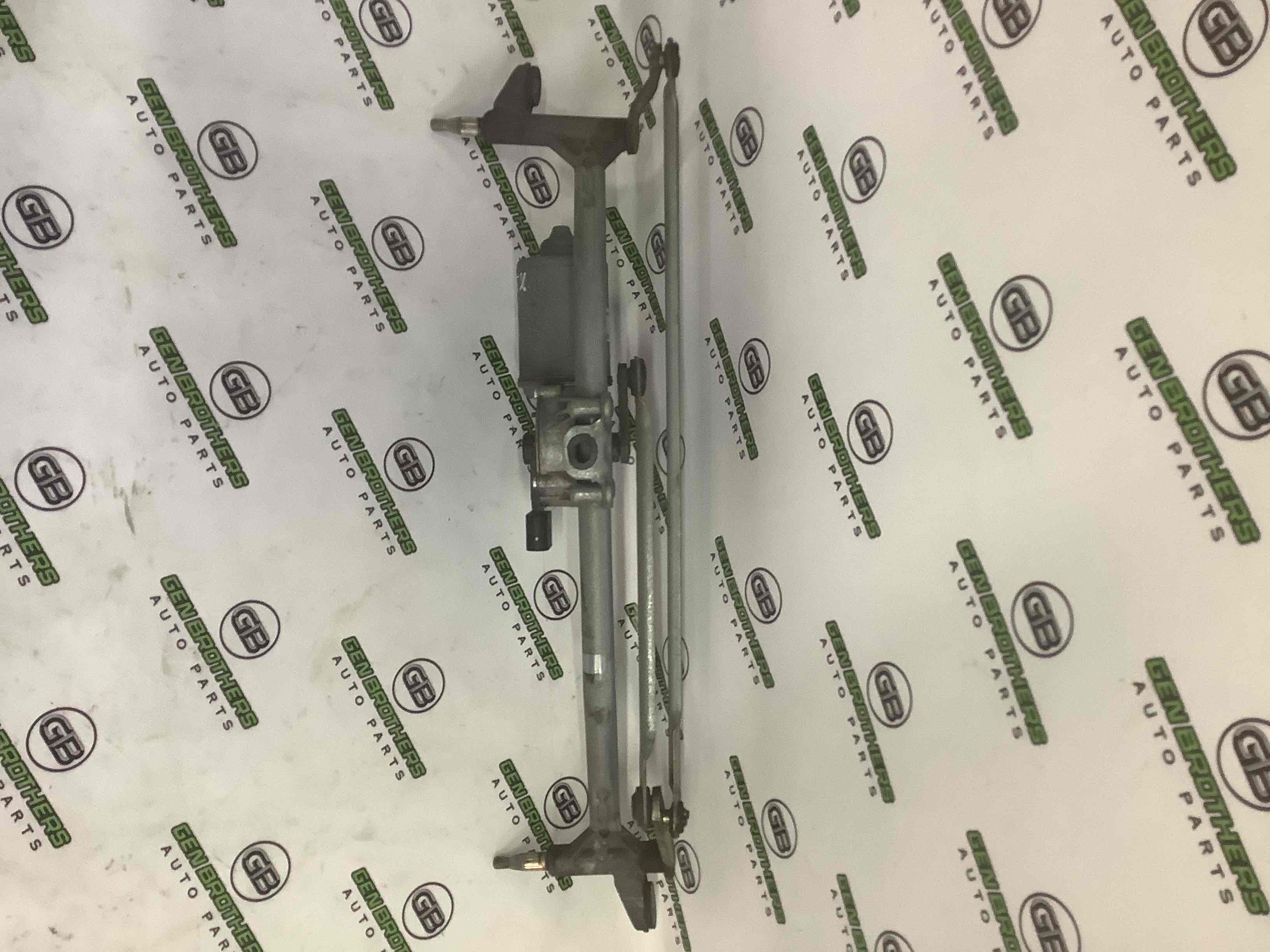 Механізм склоочисника, трапеція двірників