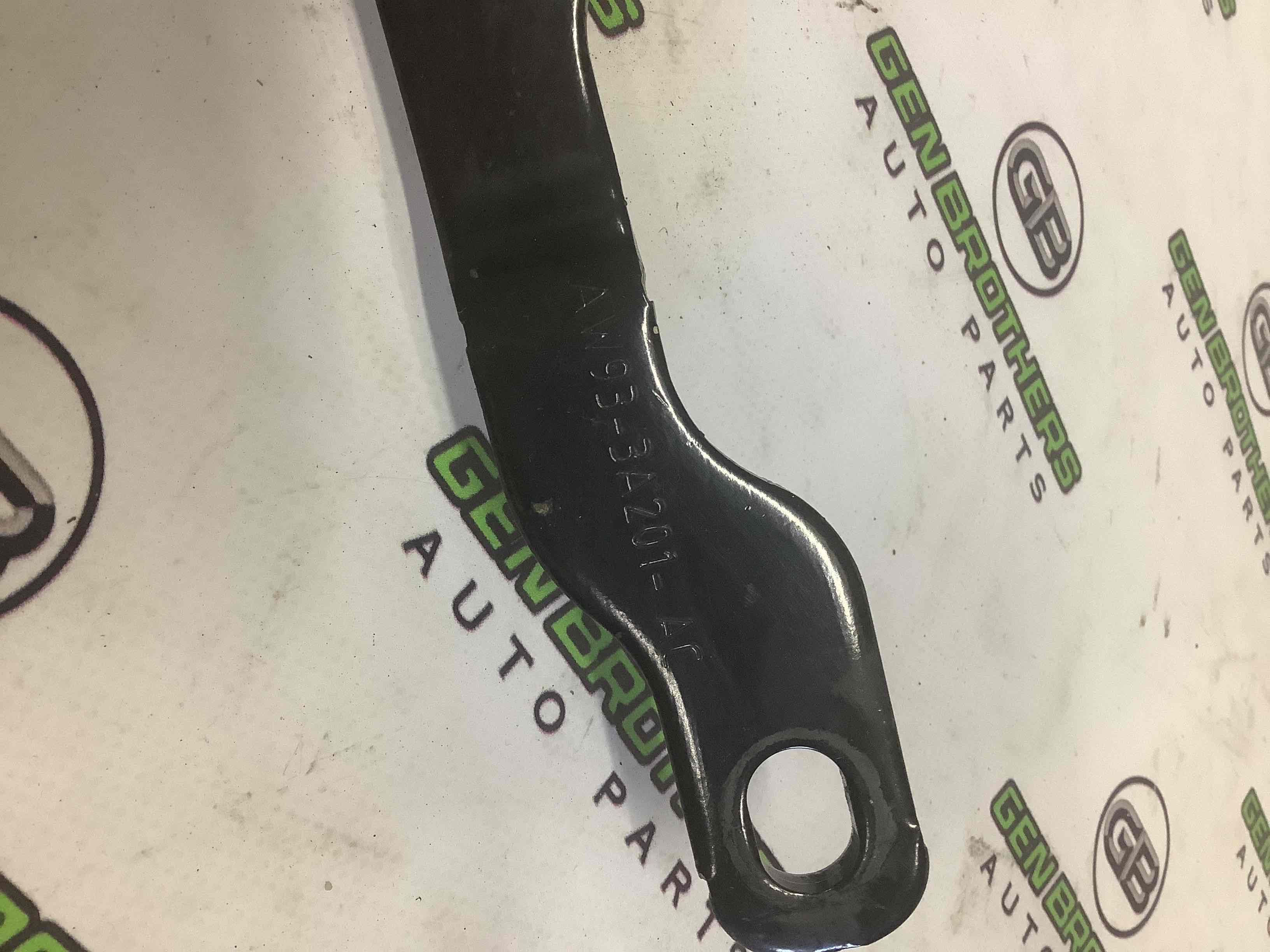 Підсилювач кузова (розпор чашок склянок)