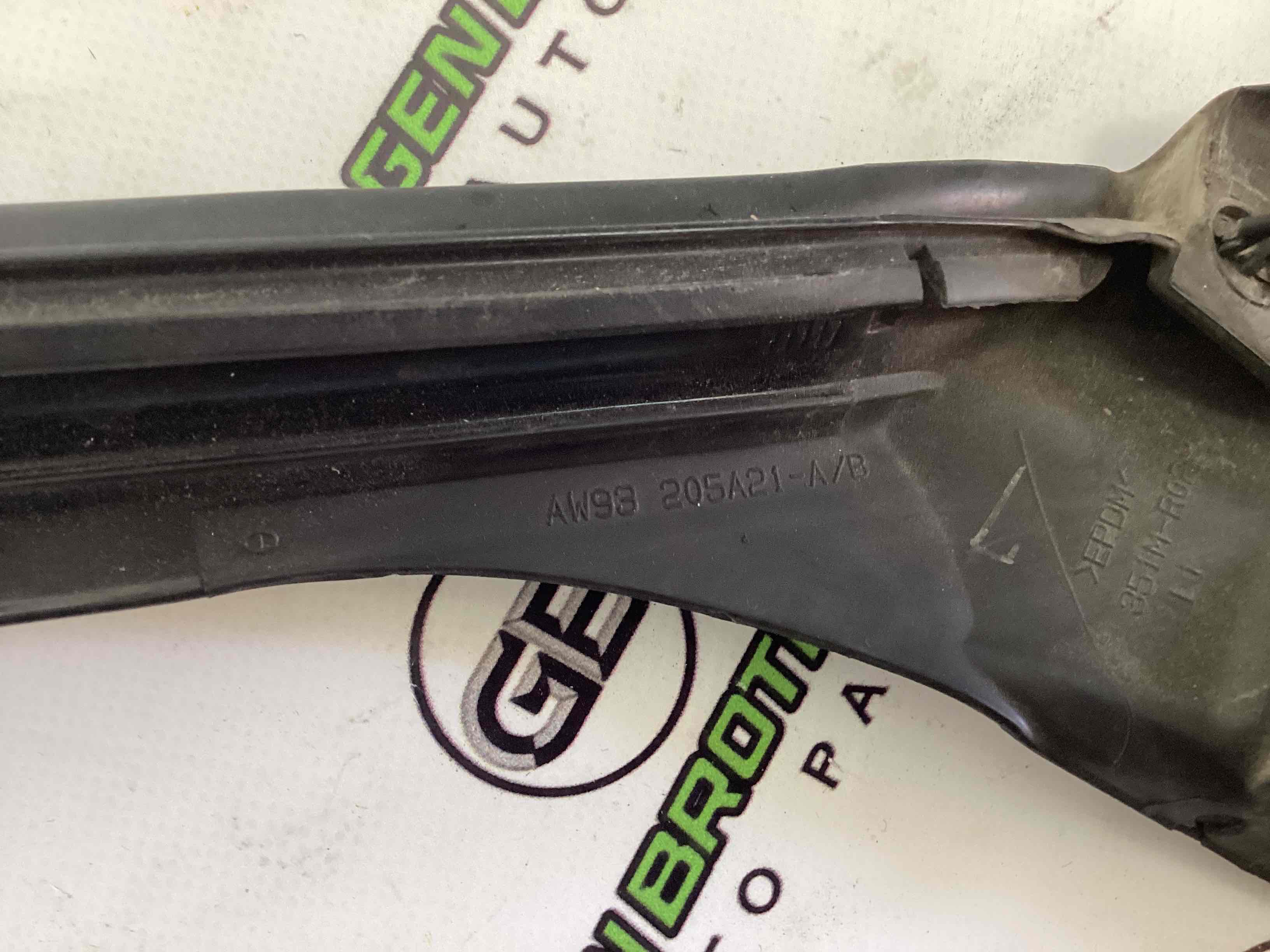 Ущільнювач скла, двері