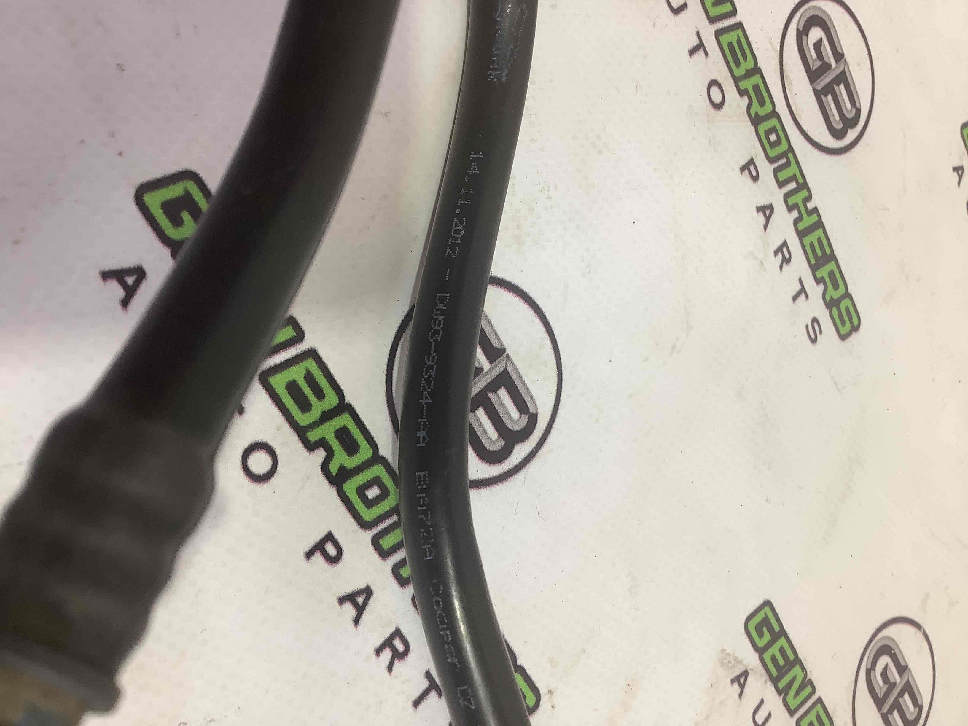 Трубка паливна