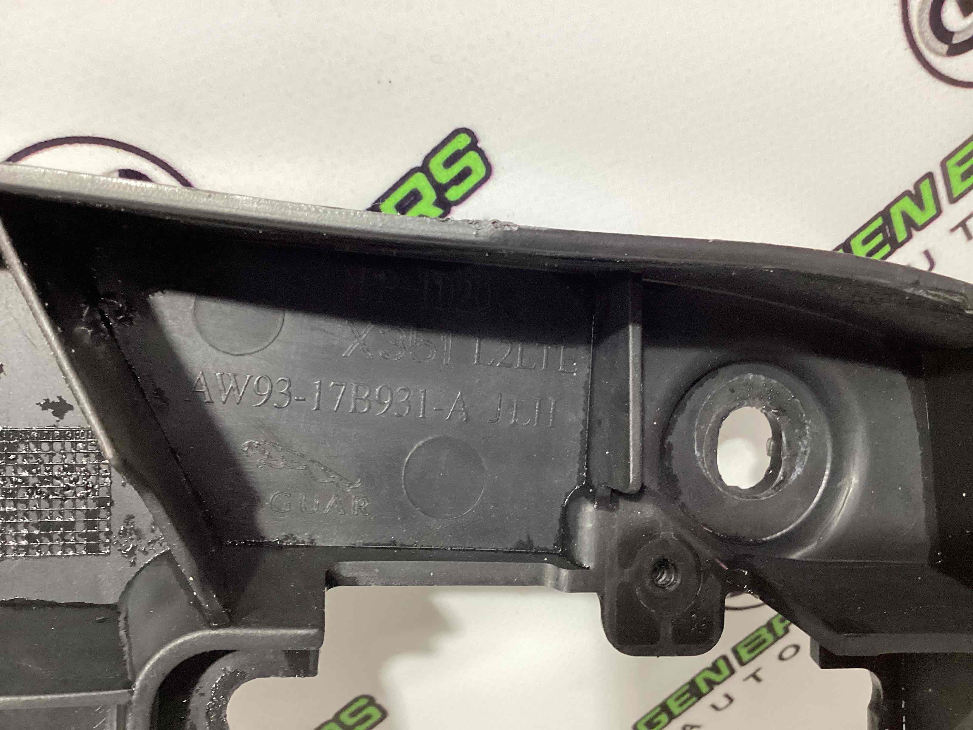 Кріплення заднього бампера ліве