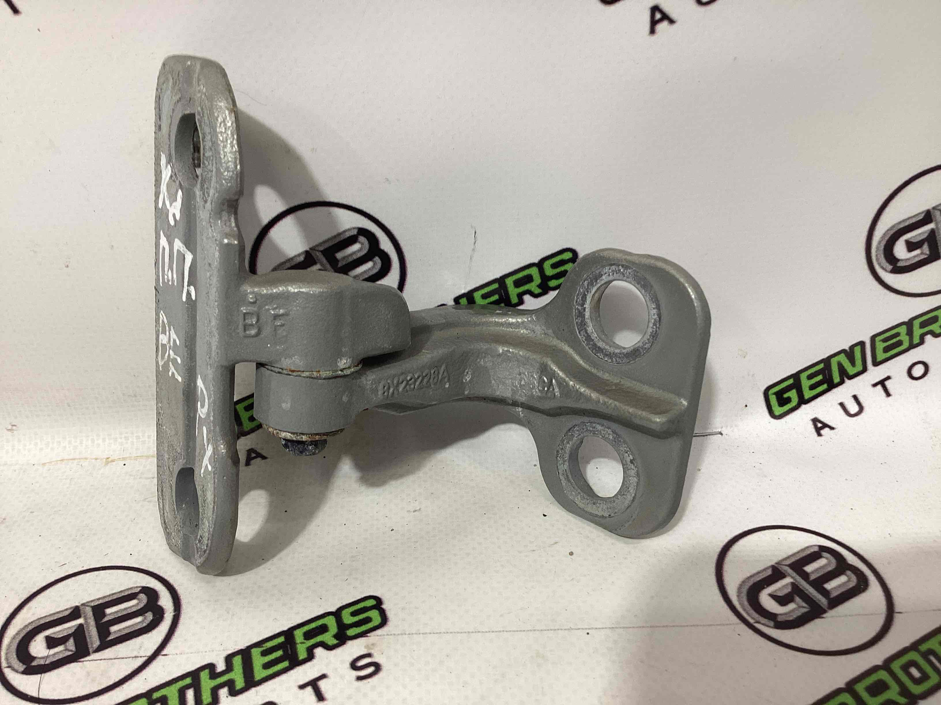 Петля двері, замок двері