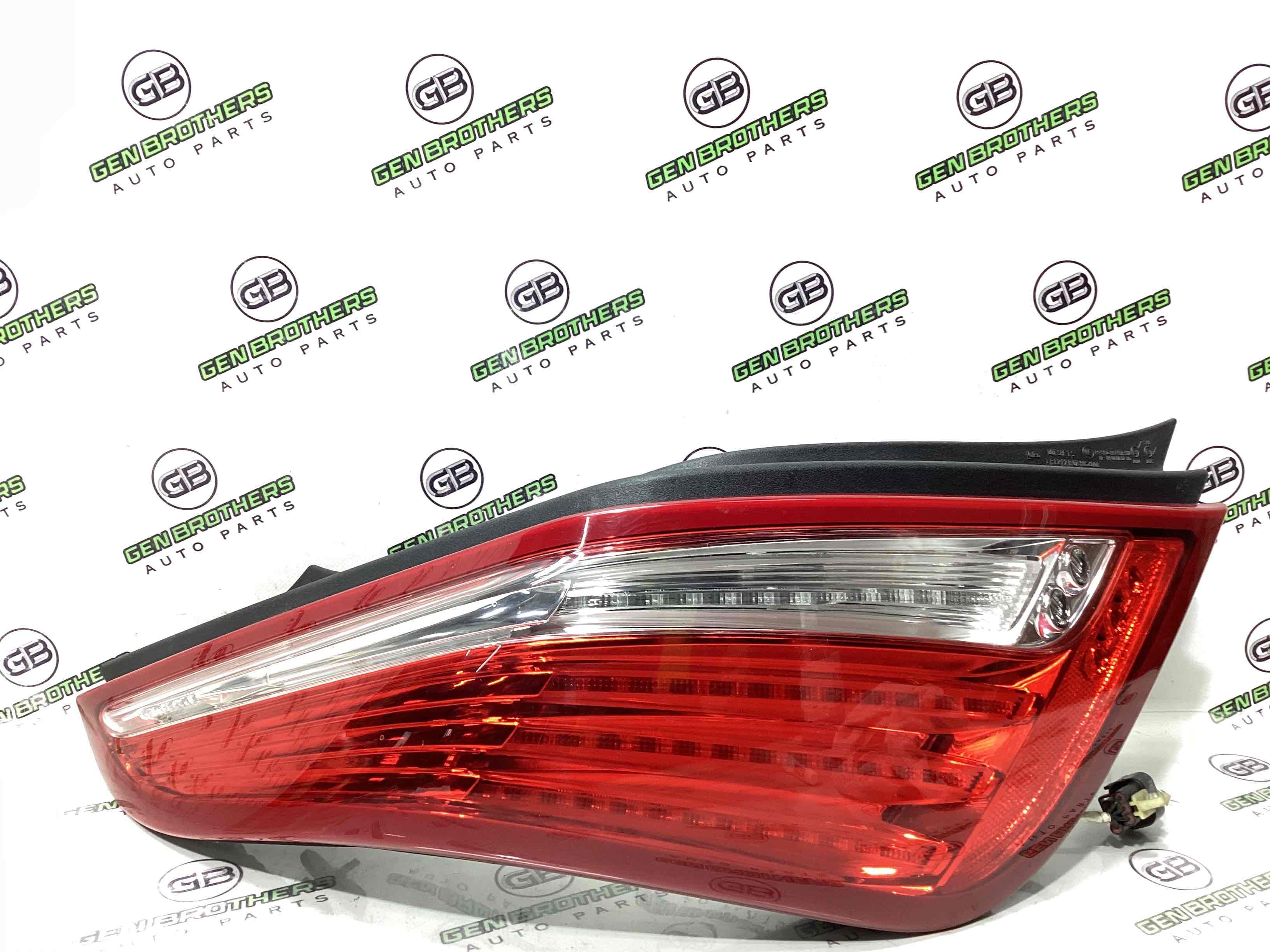 Ліхтар задній лівий