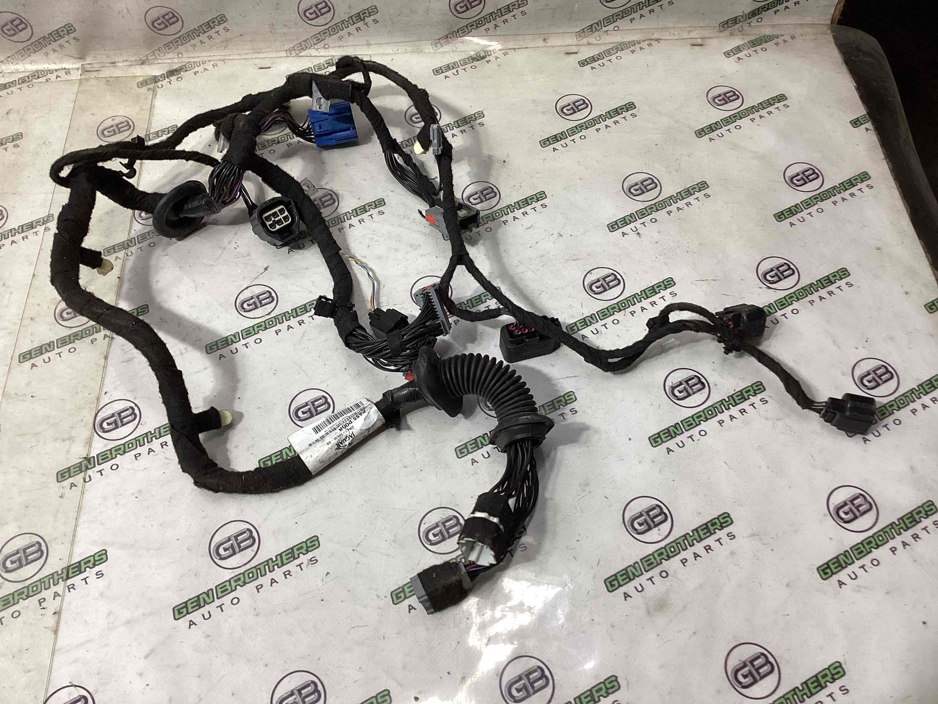 Електропроводка дверей, кришки багажника коса