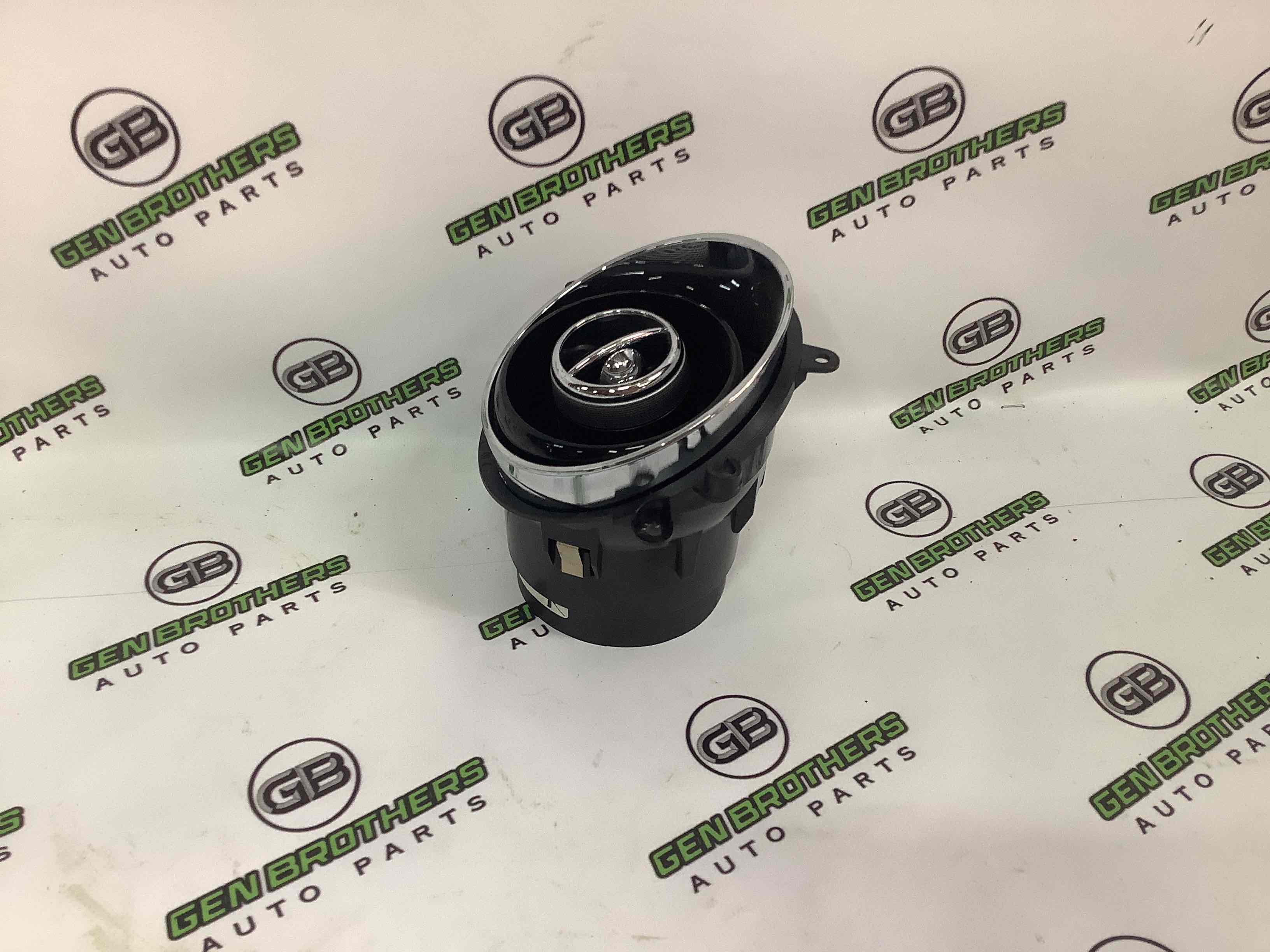 Дефлектор обдування салону