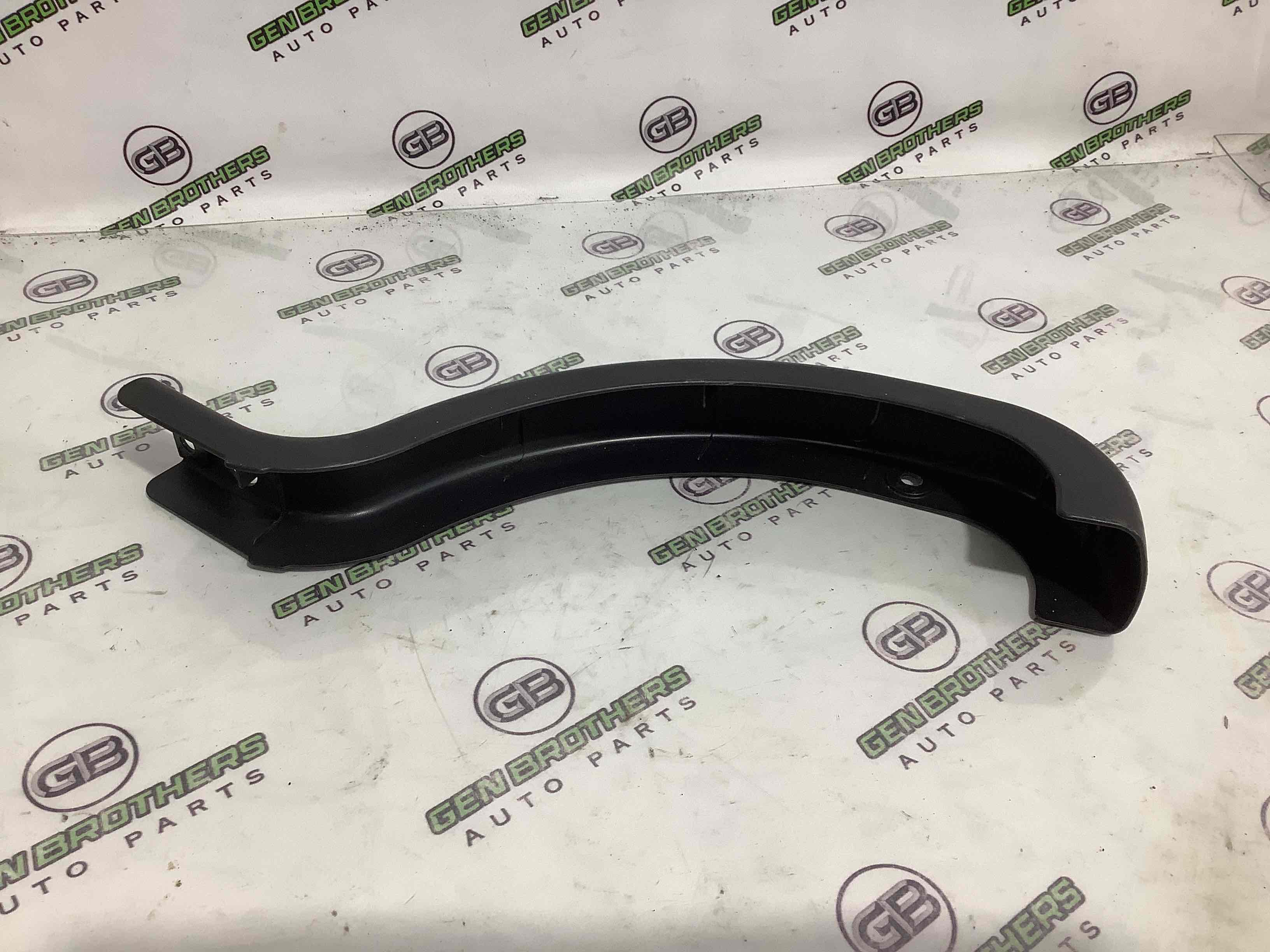 Петля кришки багажника, двері багажника