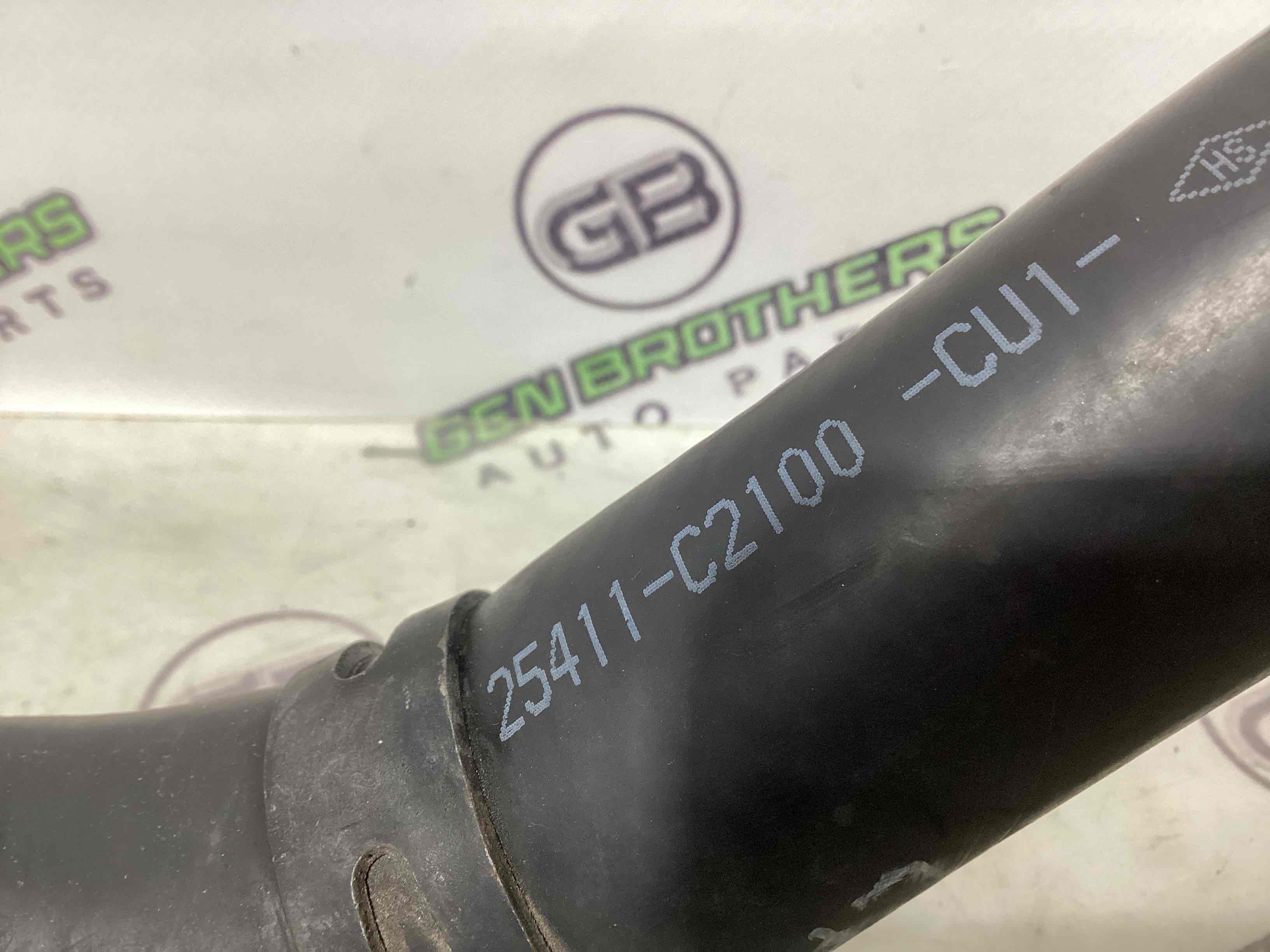 Патрубок радіаторів