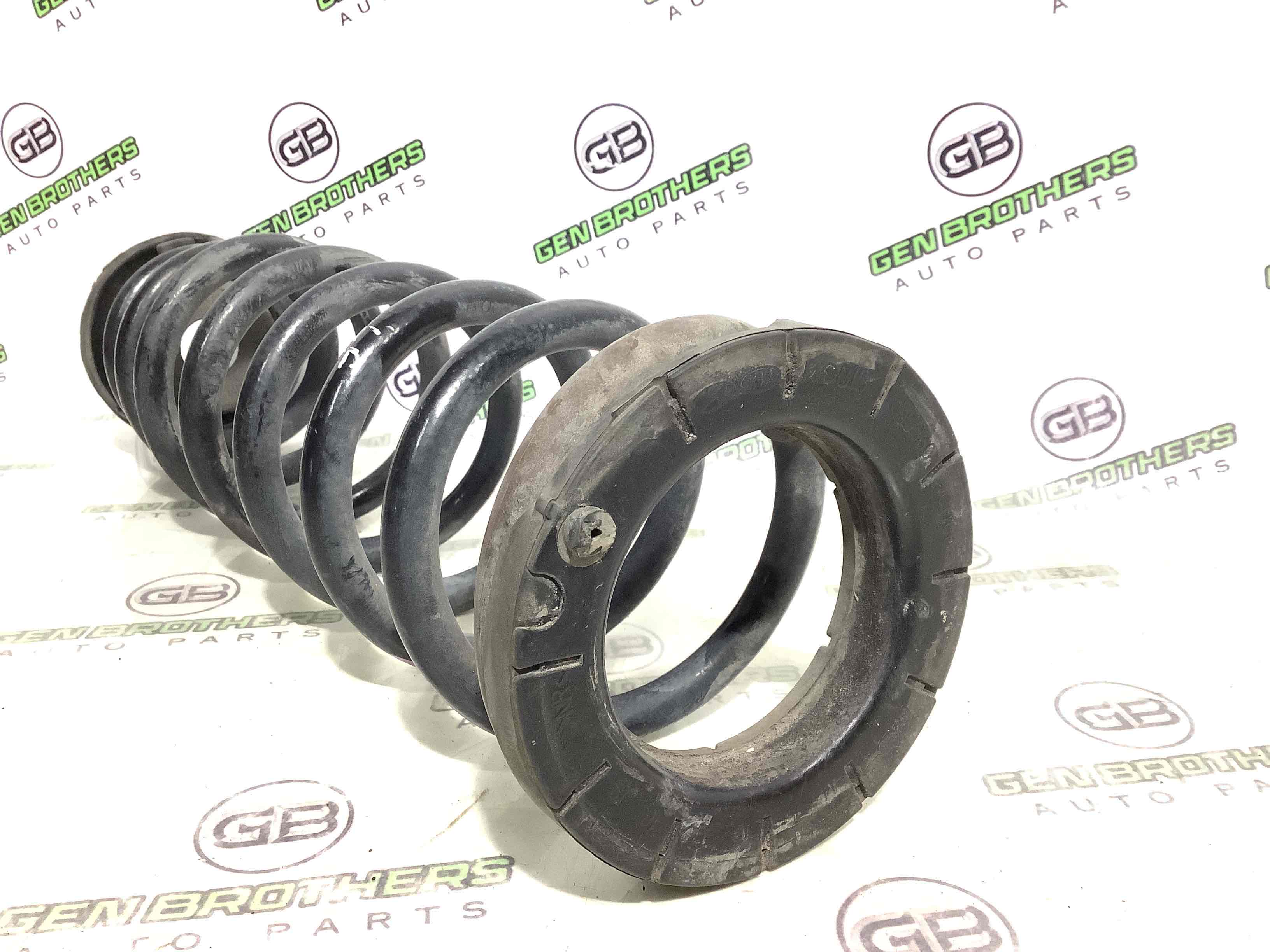 Пружина задня