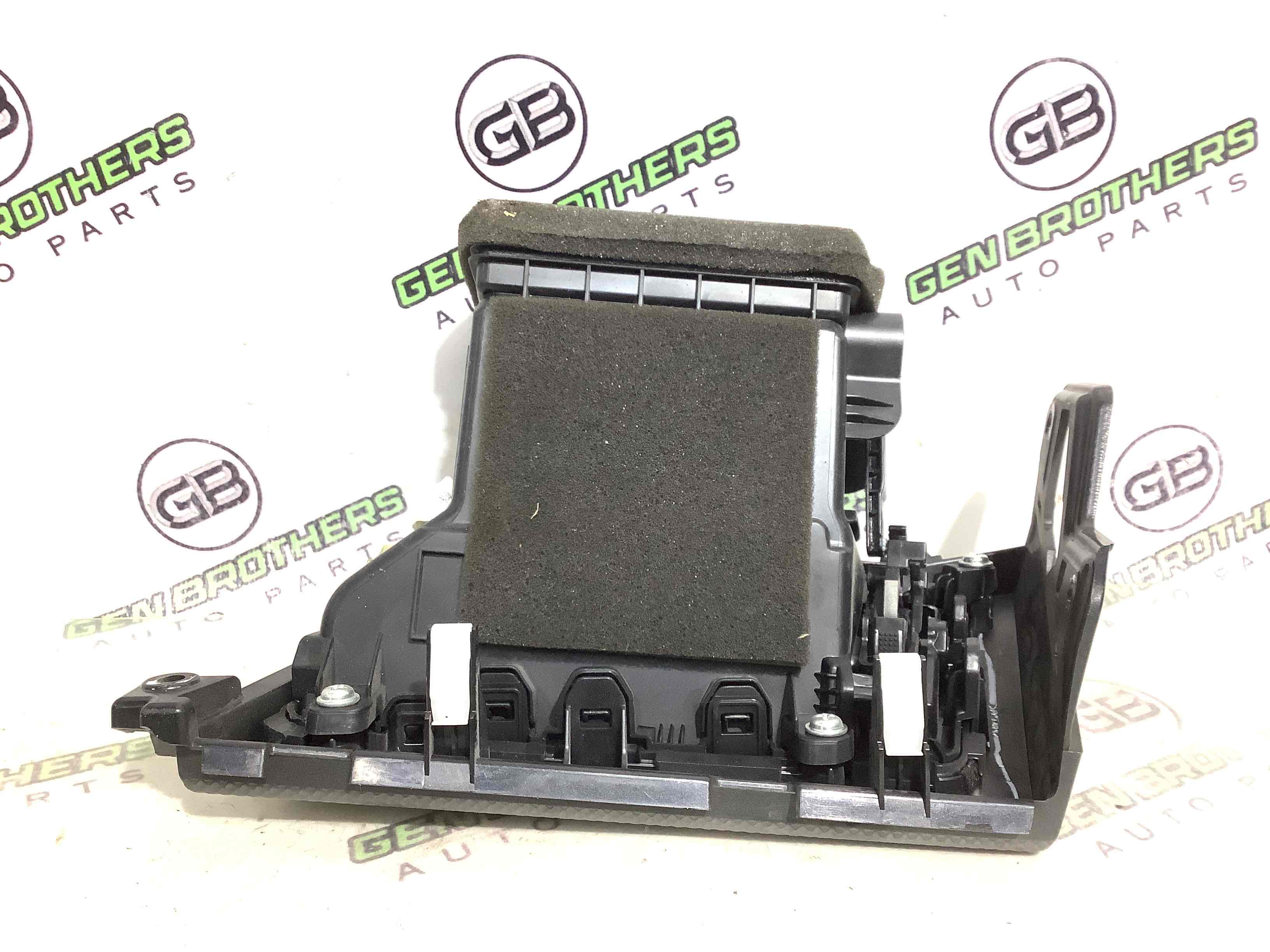 Дефлектор обдування салону