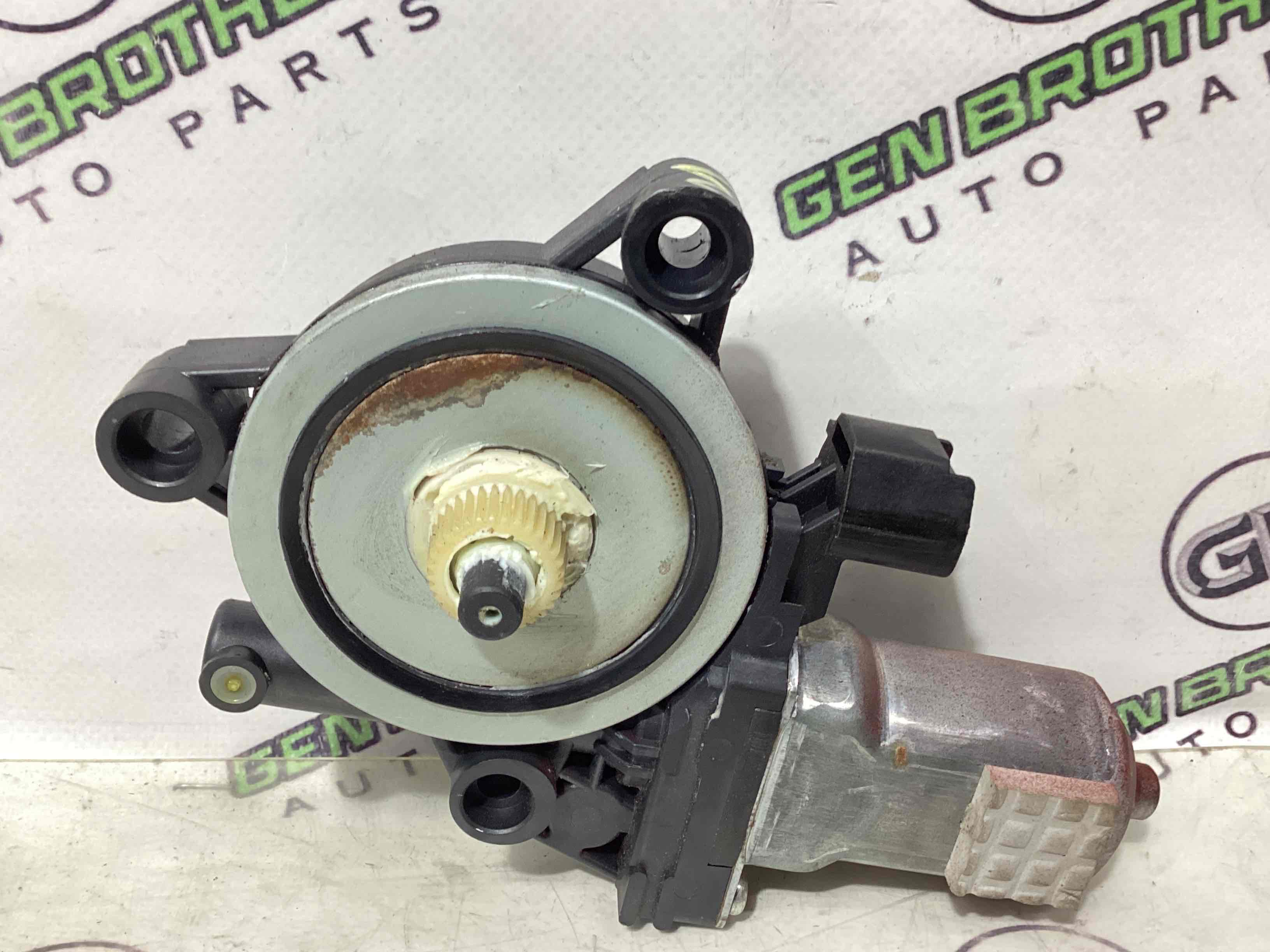 Моторчик склопідйомника