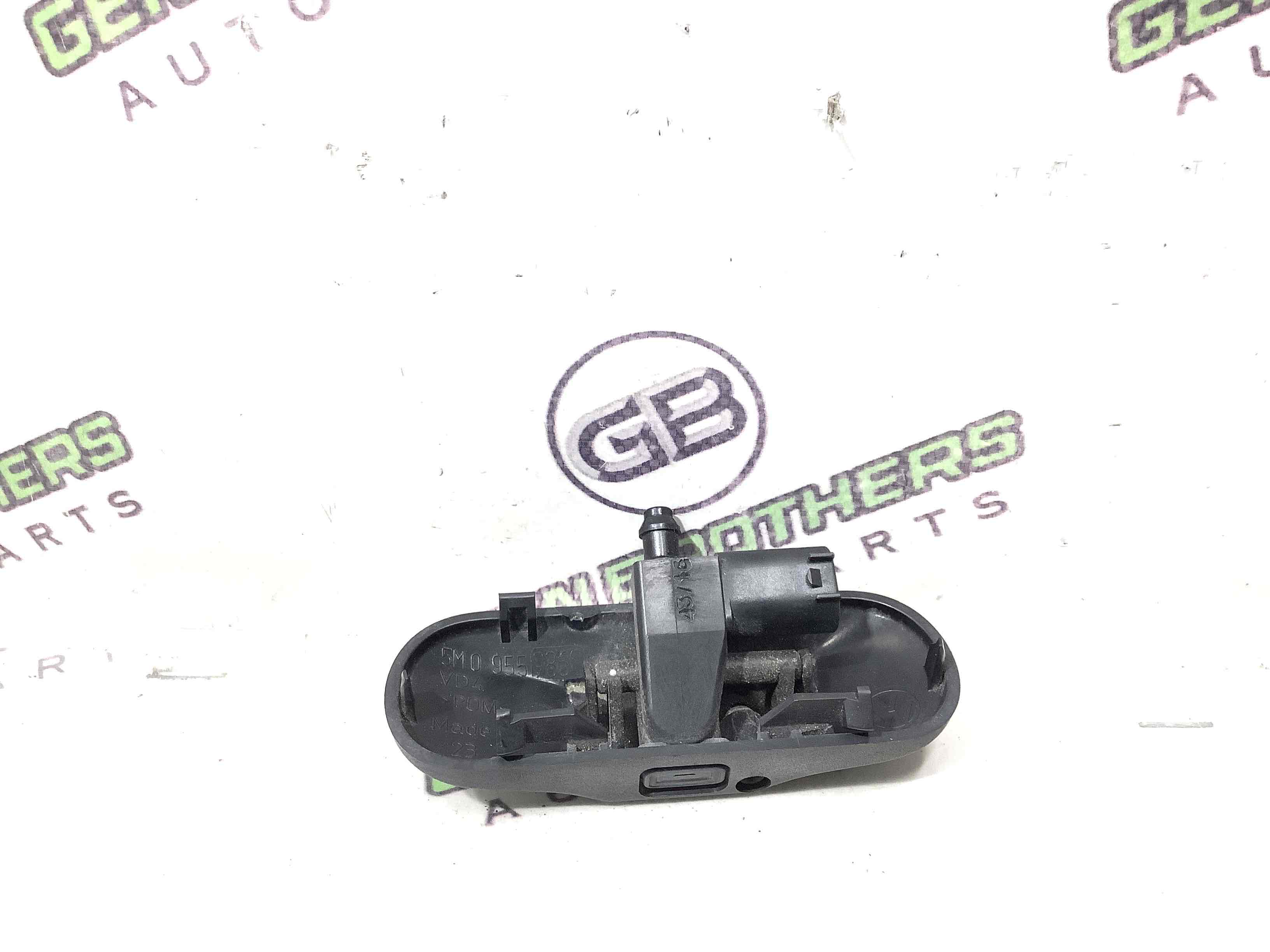 Форсунка омивача, насос омивача, шланг омивача