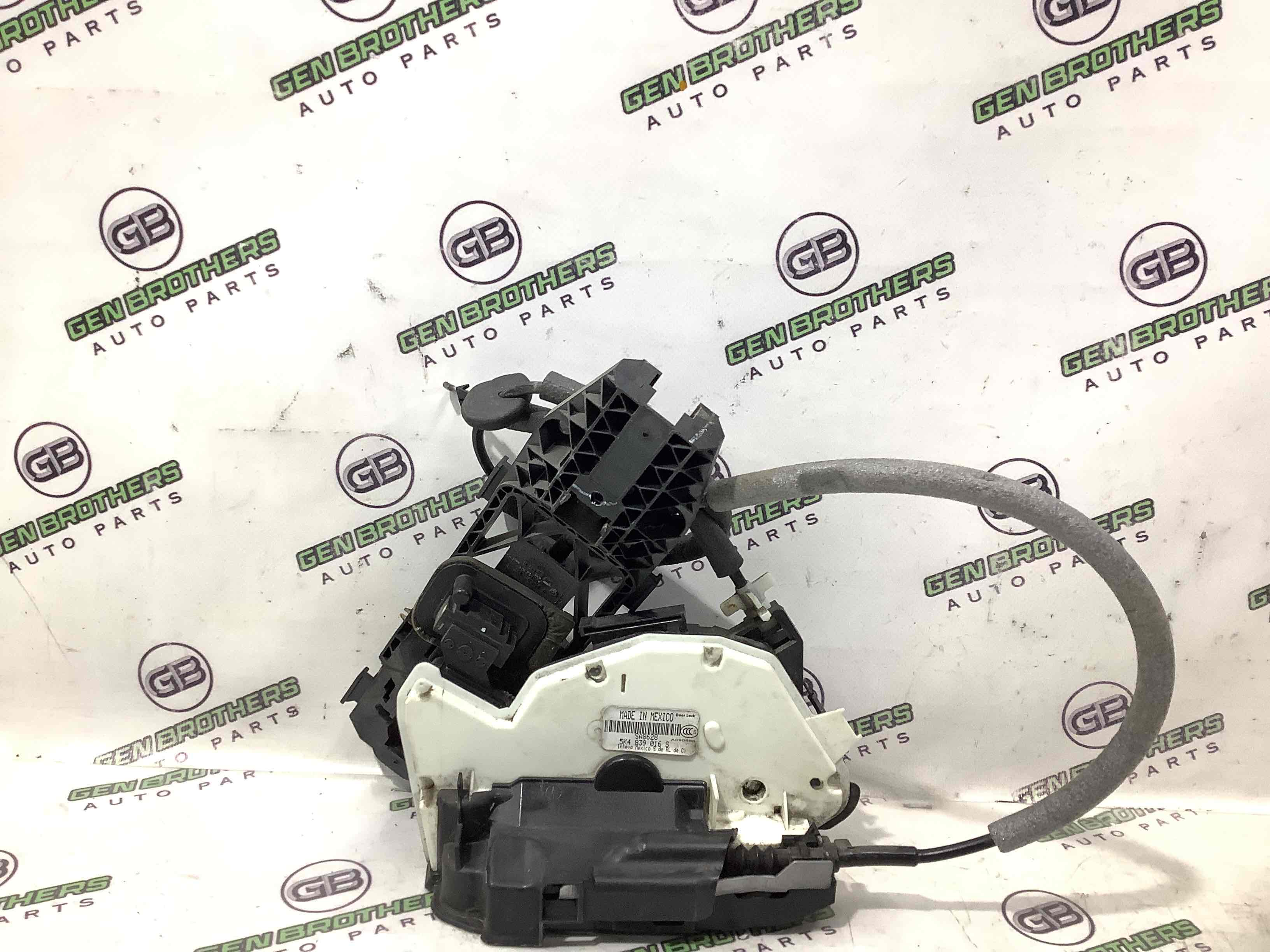 Замок дверей задньої правої