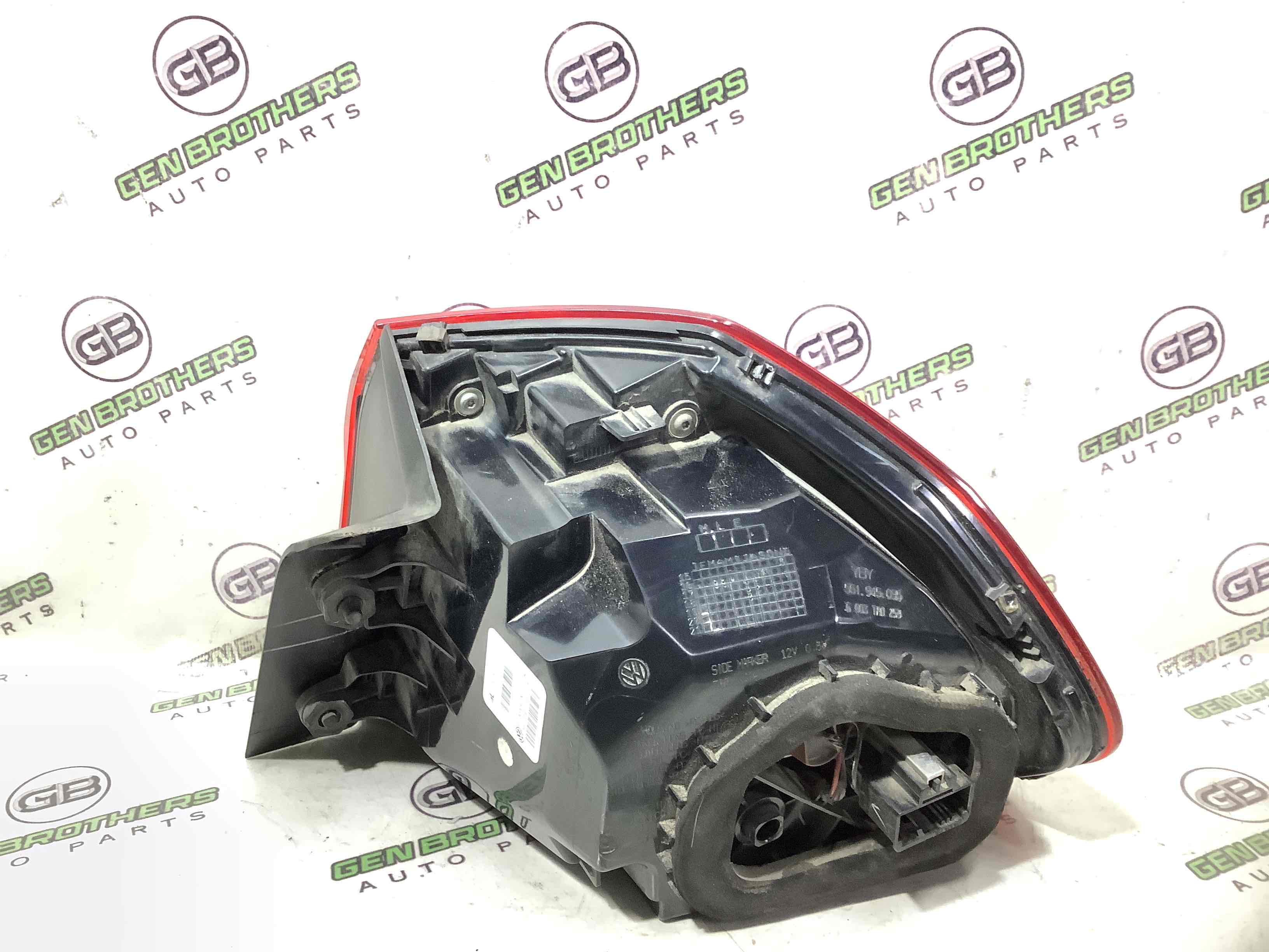 Ліхтар задній лівий