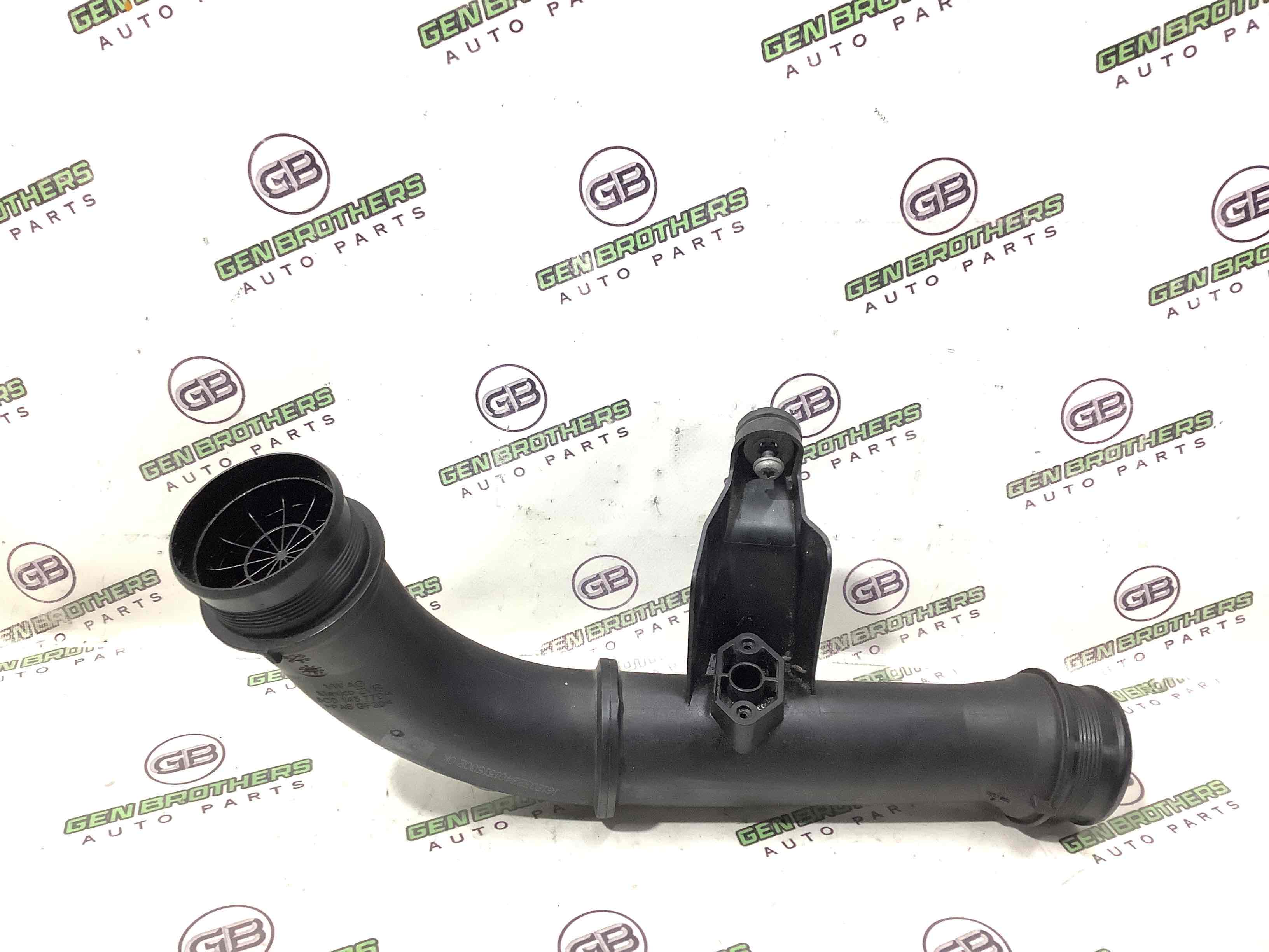 Патрубок інтеркулера