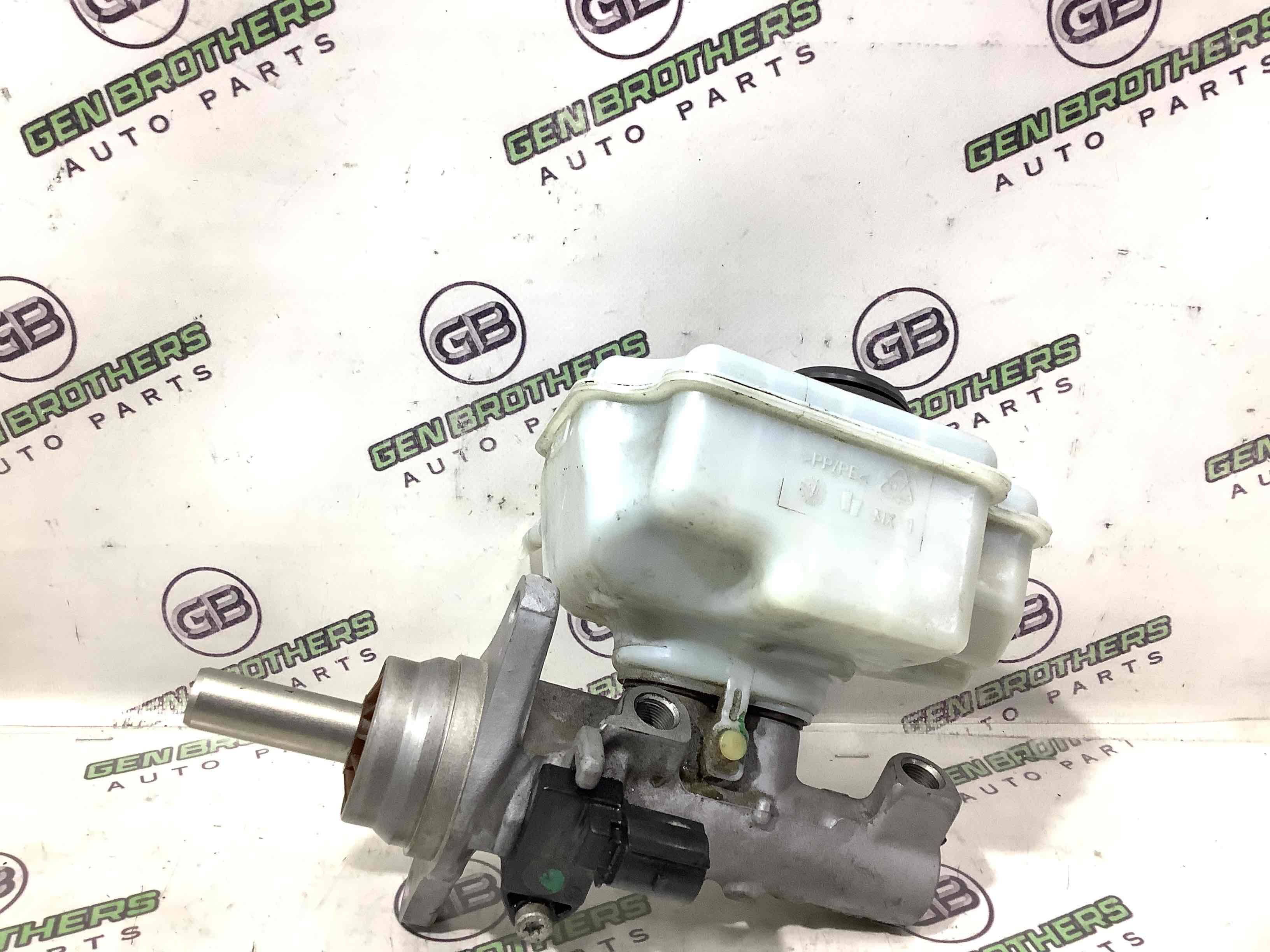 Циліндр гальмівний головний