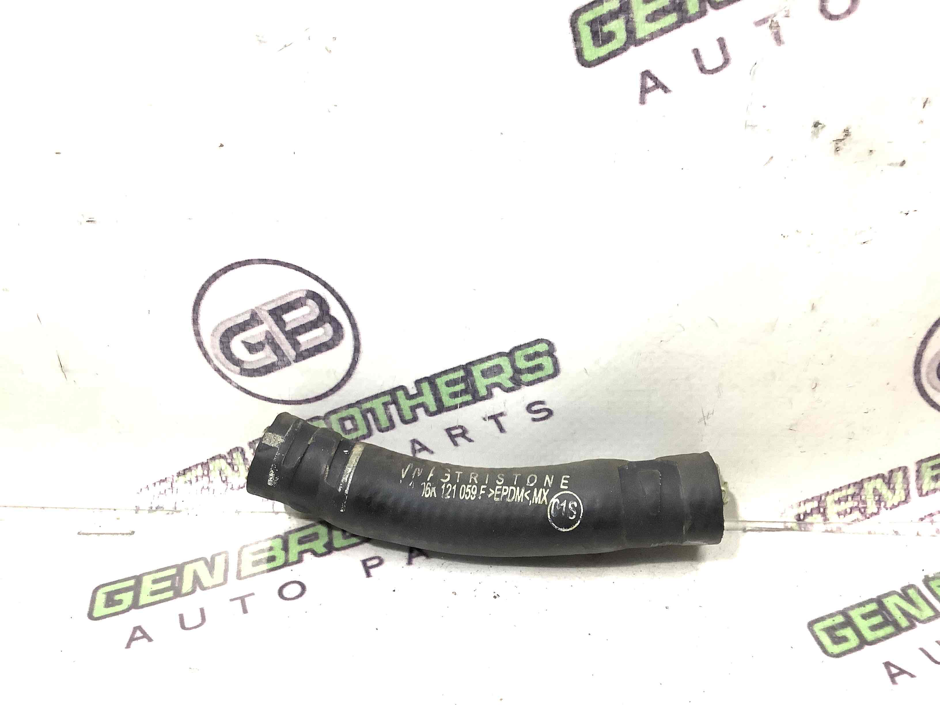 Патрубок трубопровід, шланг