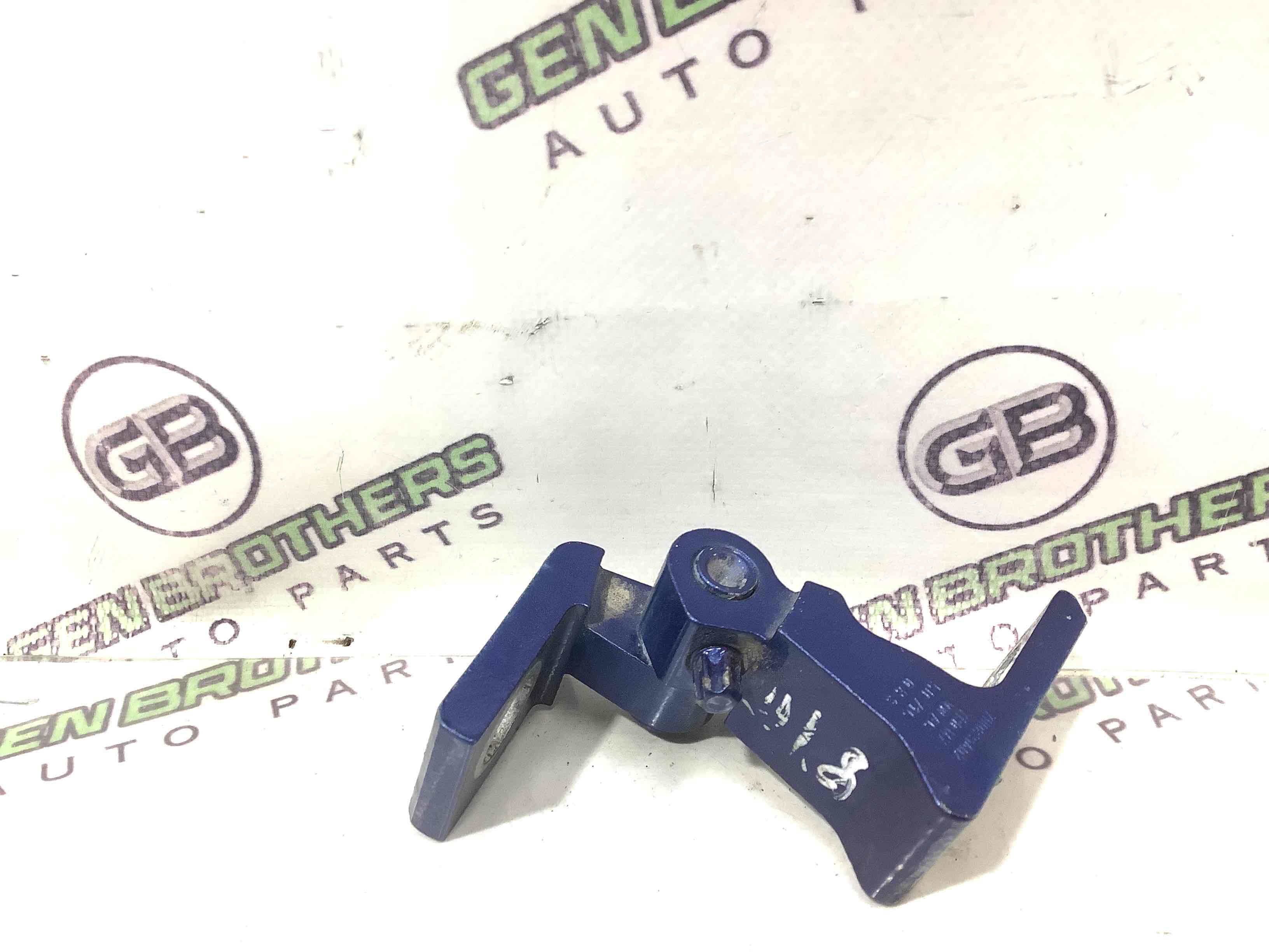 Петля двері, замок двері