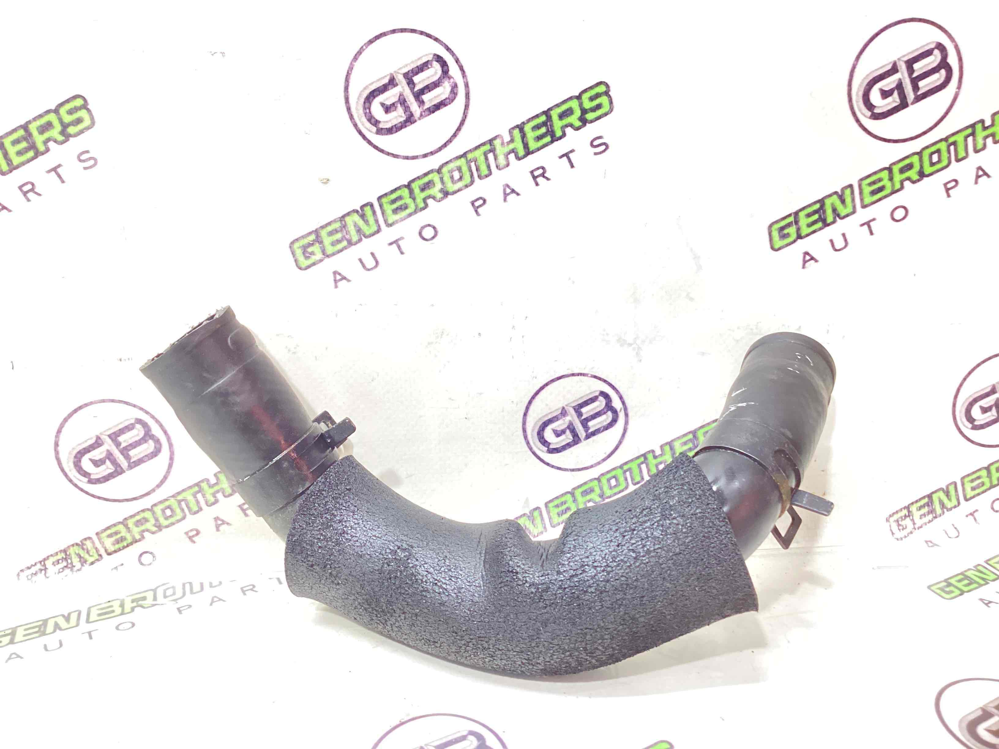 Патрубок трубопровод, шланг