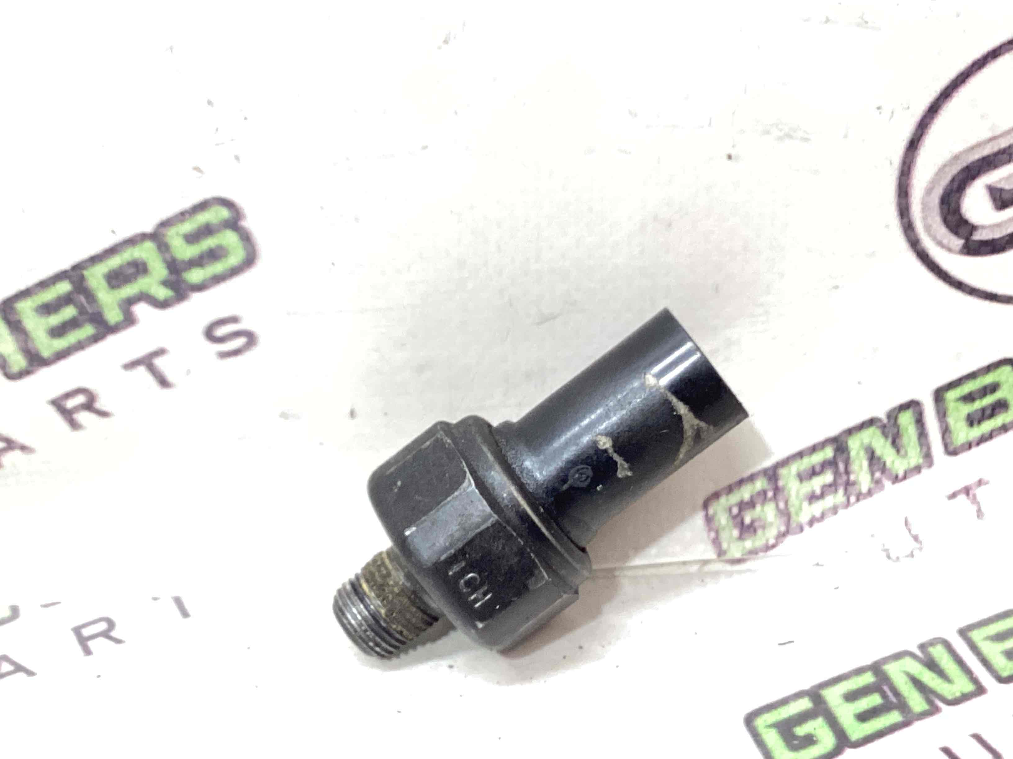 Датчик давления масла