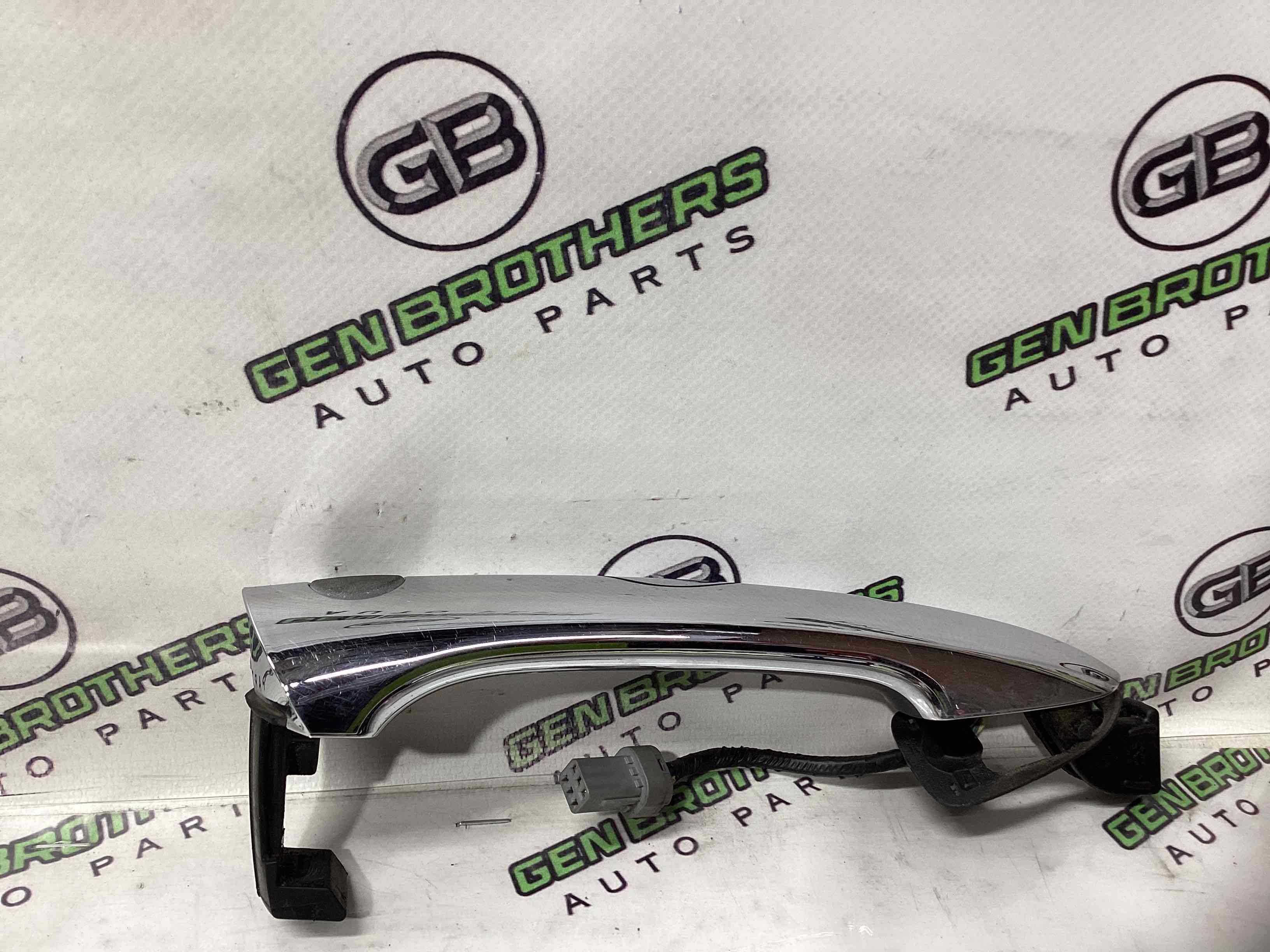 Ручка двери наружная