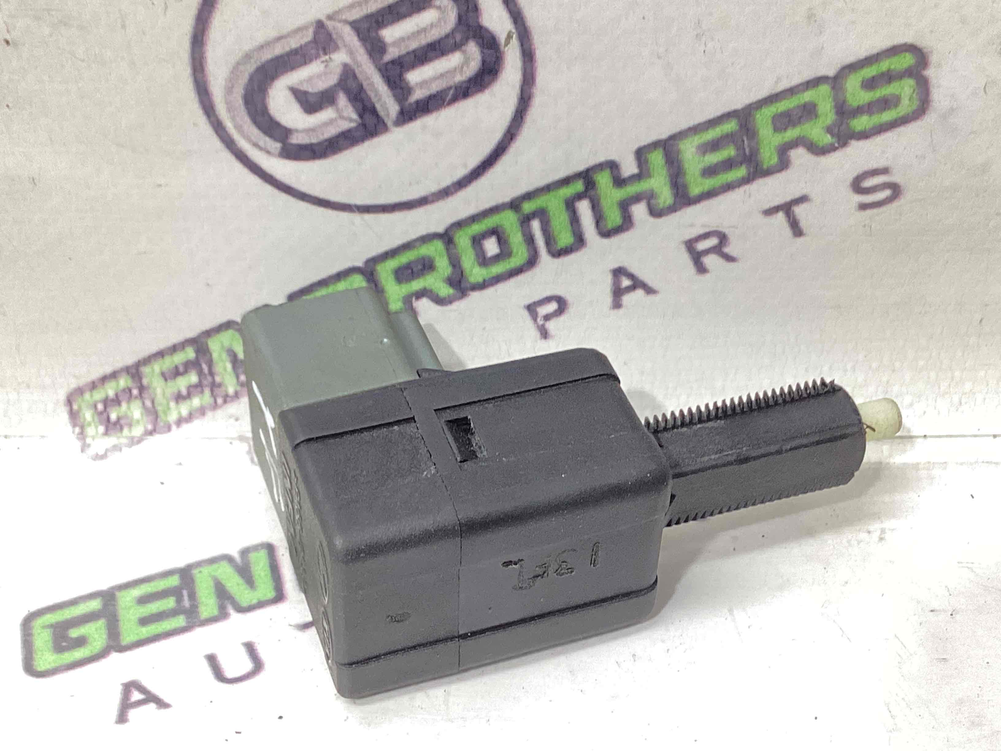 Датчик педали тормоза