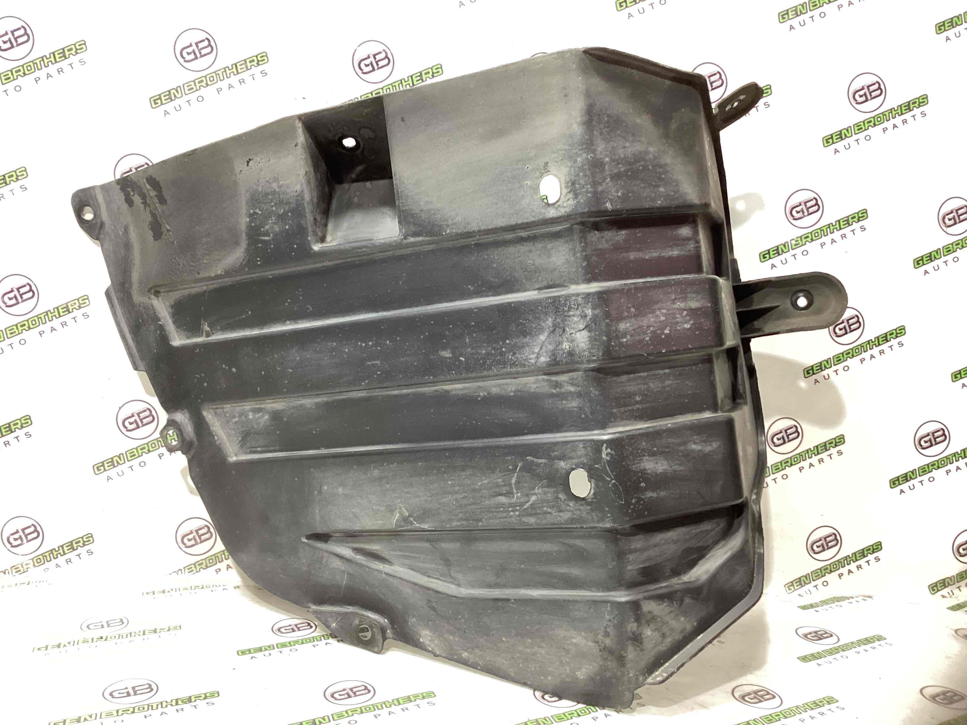 Защита заднего бампера