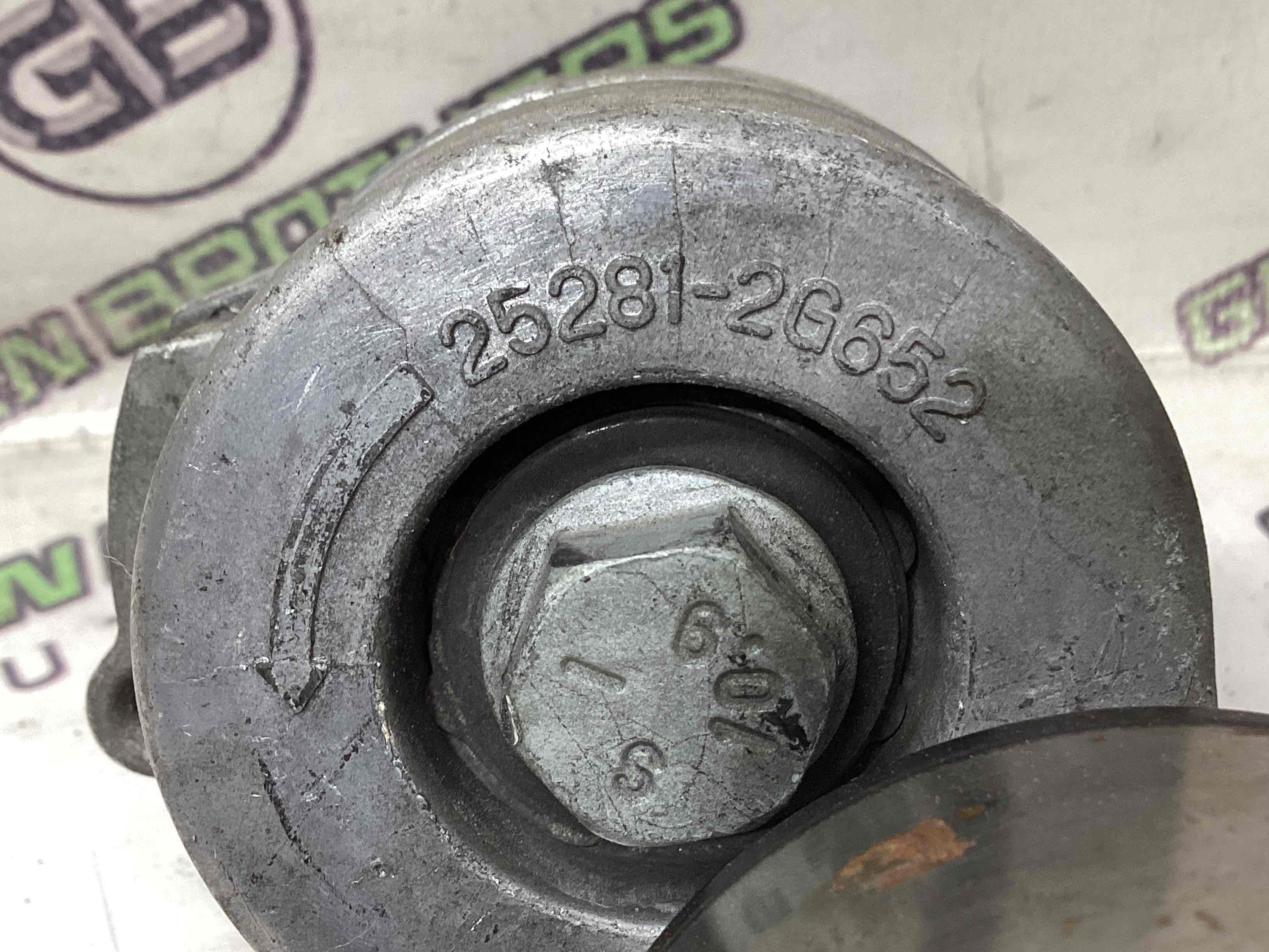 Механизм натяжения ремня, цепи, ролика