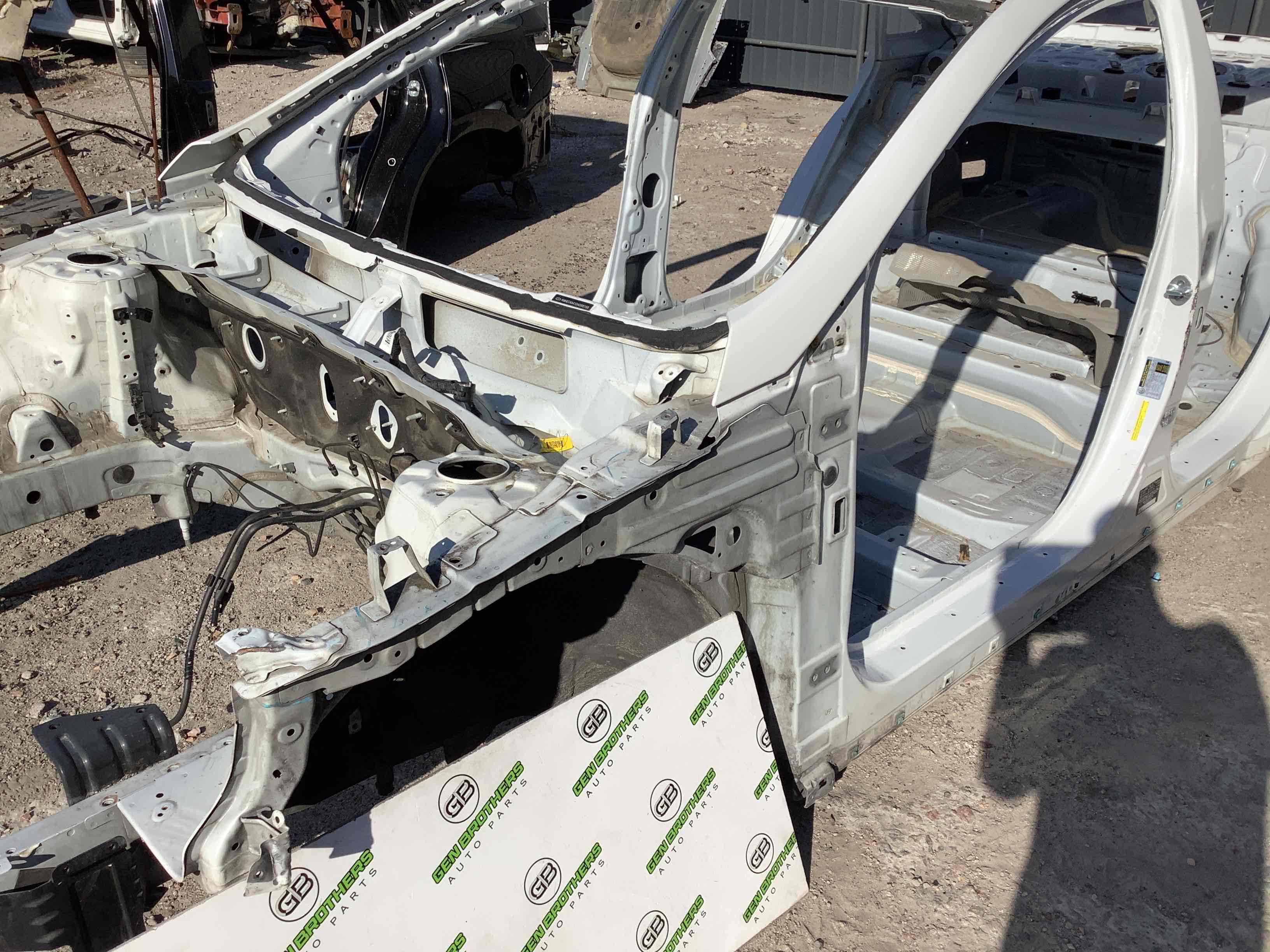 Четверть передняя левая