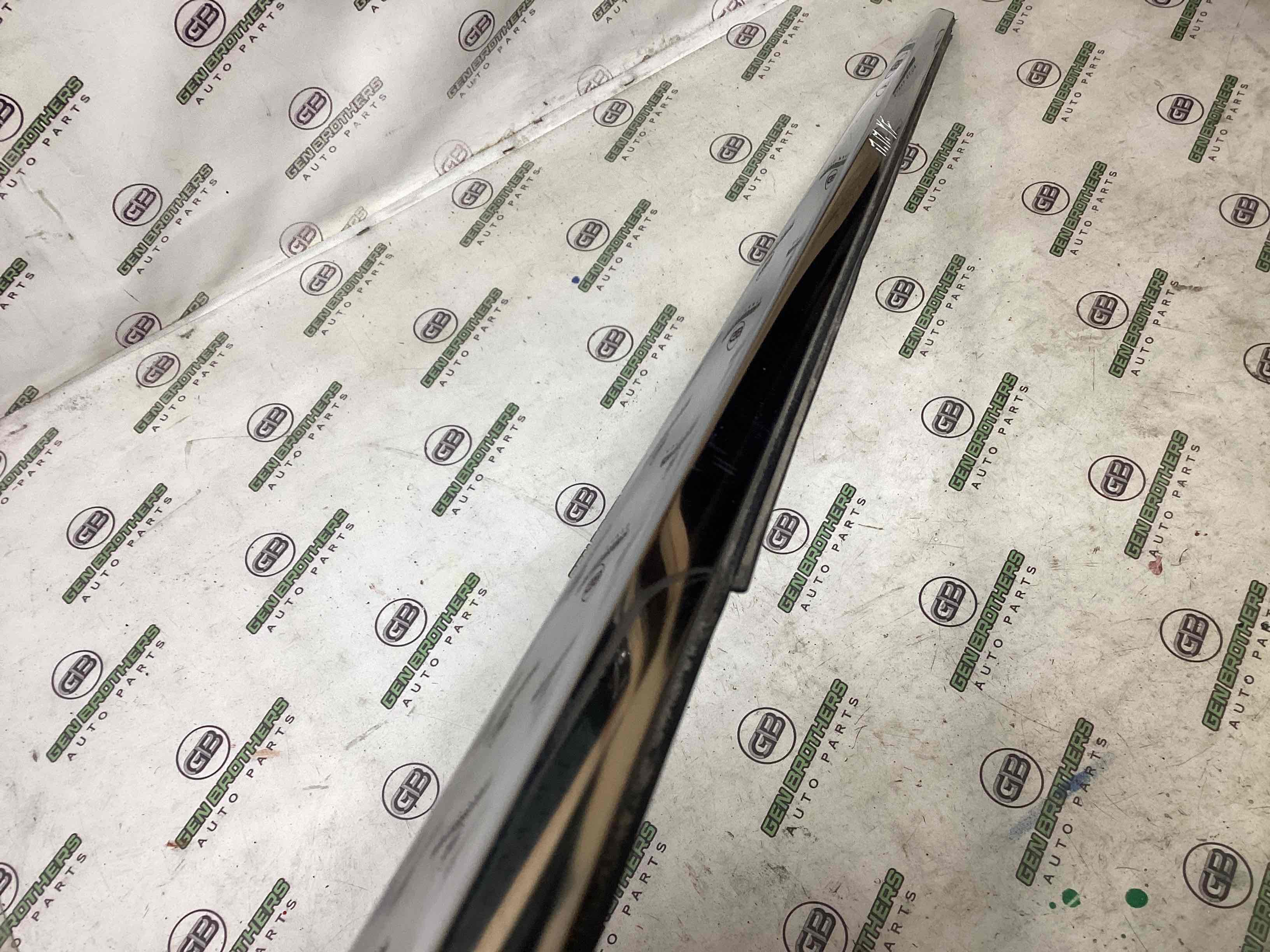 Уплотнитель стекла, двери