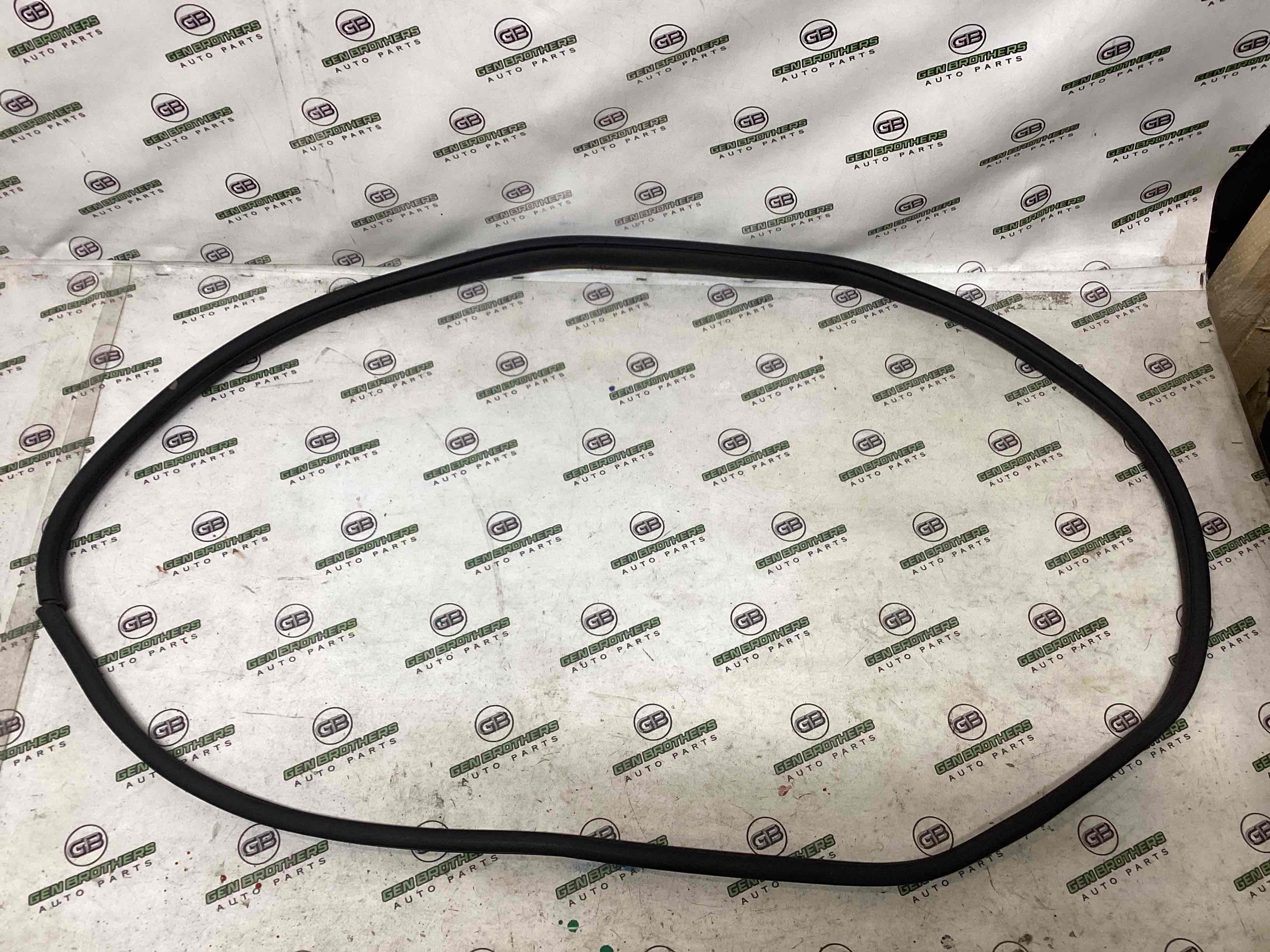 Уплотнитель стекла, двери