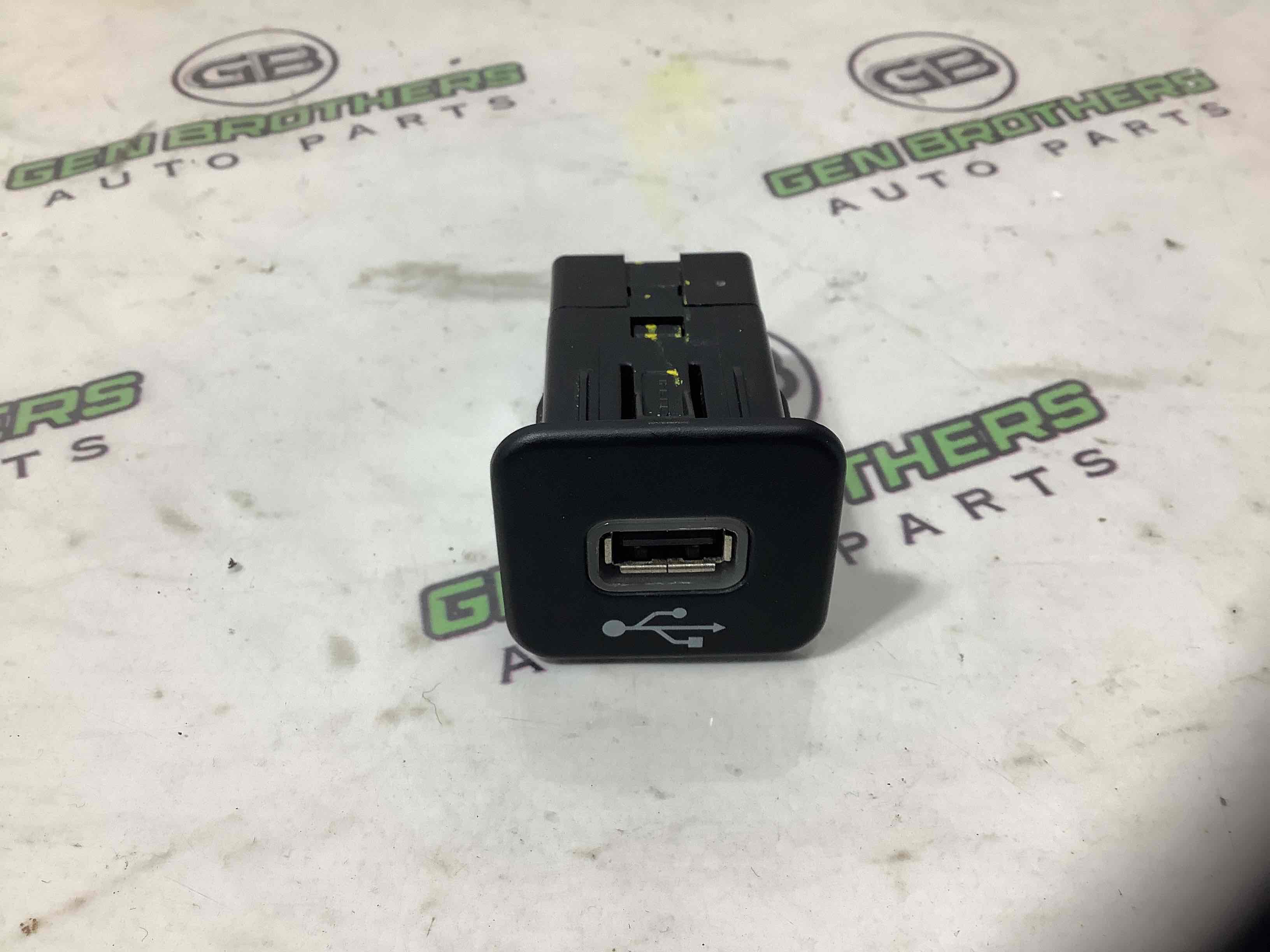 Розетка Usb, роз'єм