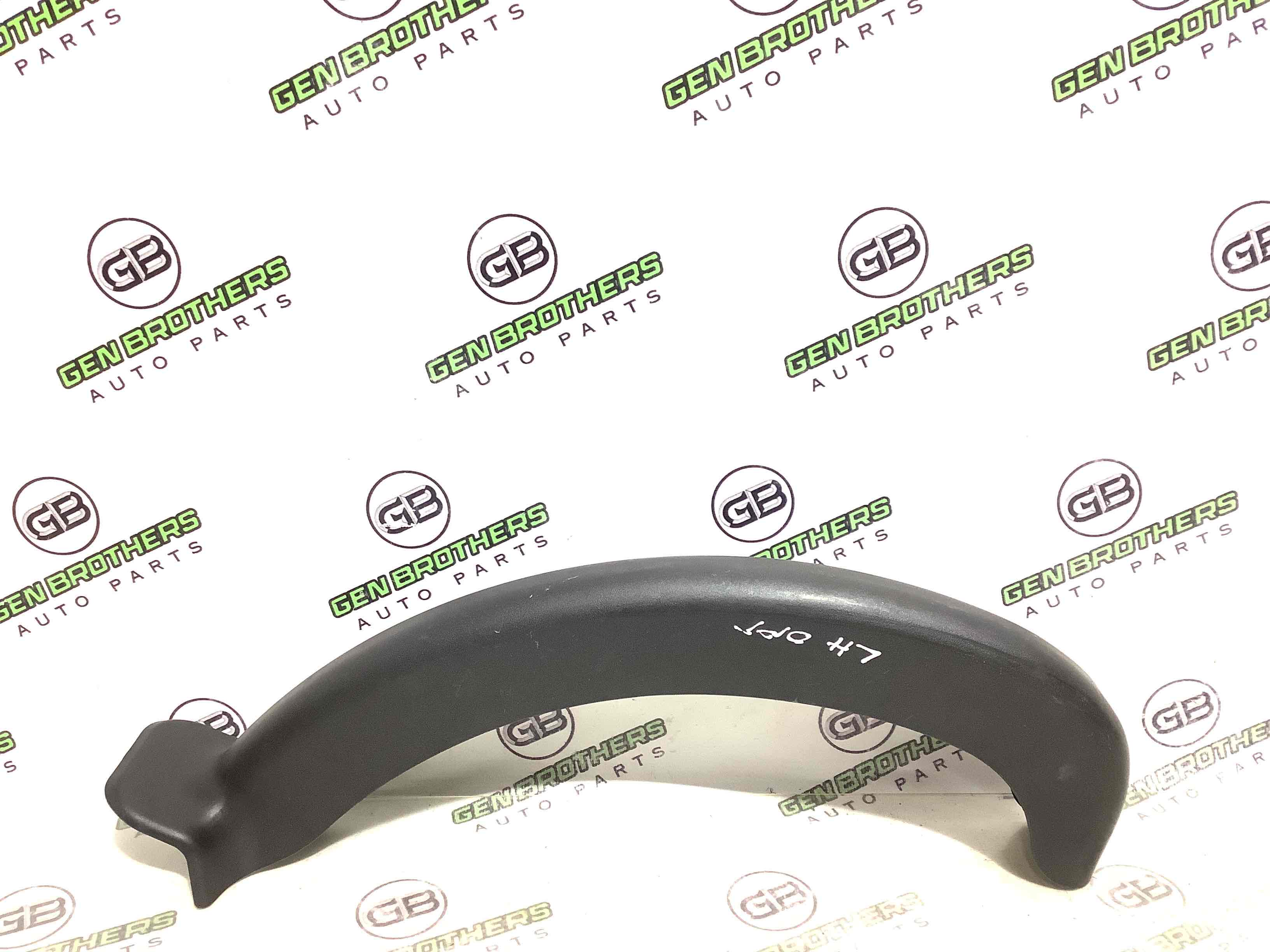 Петля кришки багажника, двері багажника